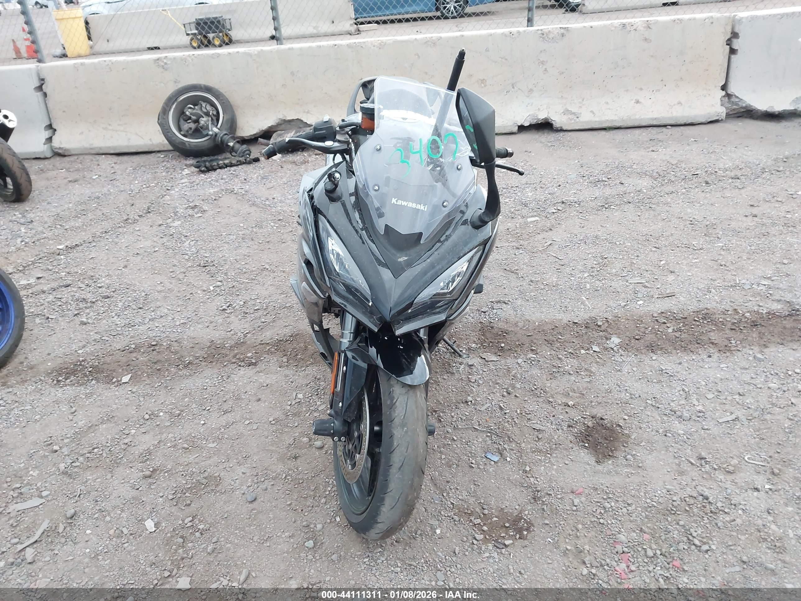 KAWASAKI ZX1100 image 5