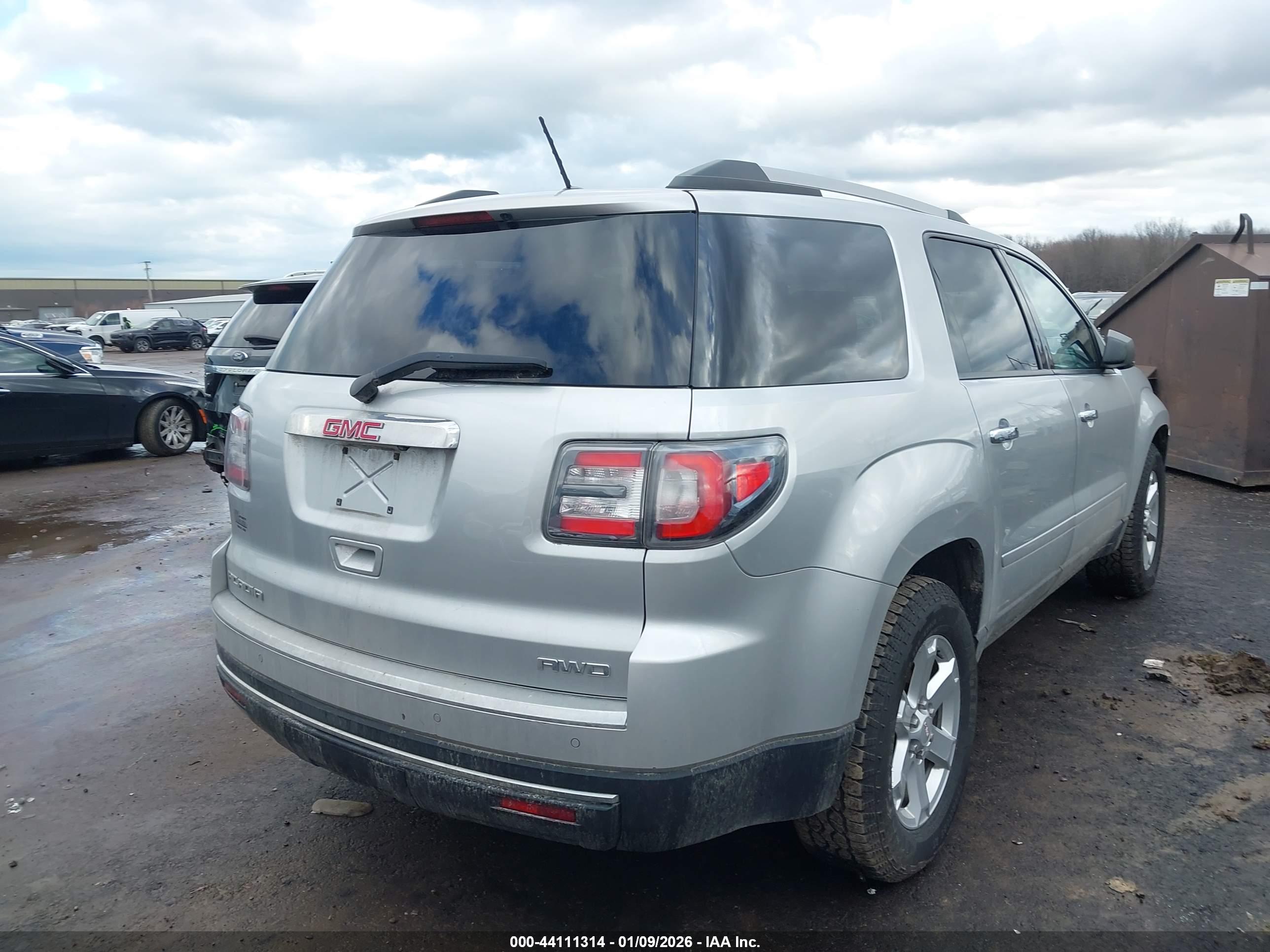 GMC ACADIA image 4