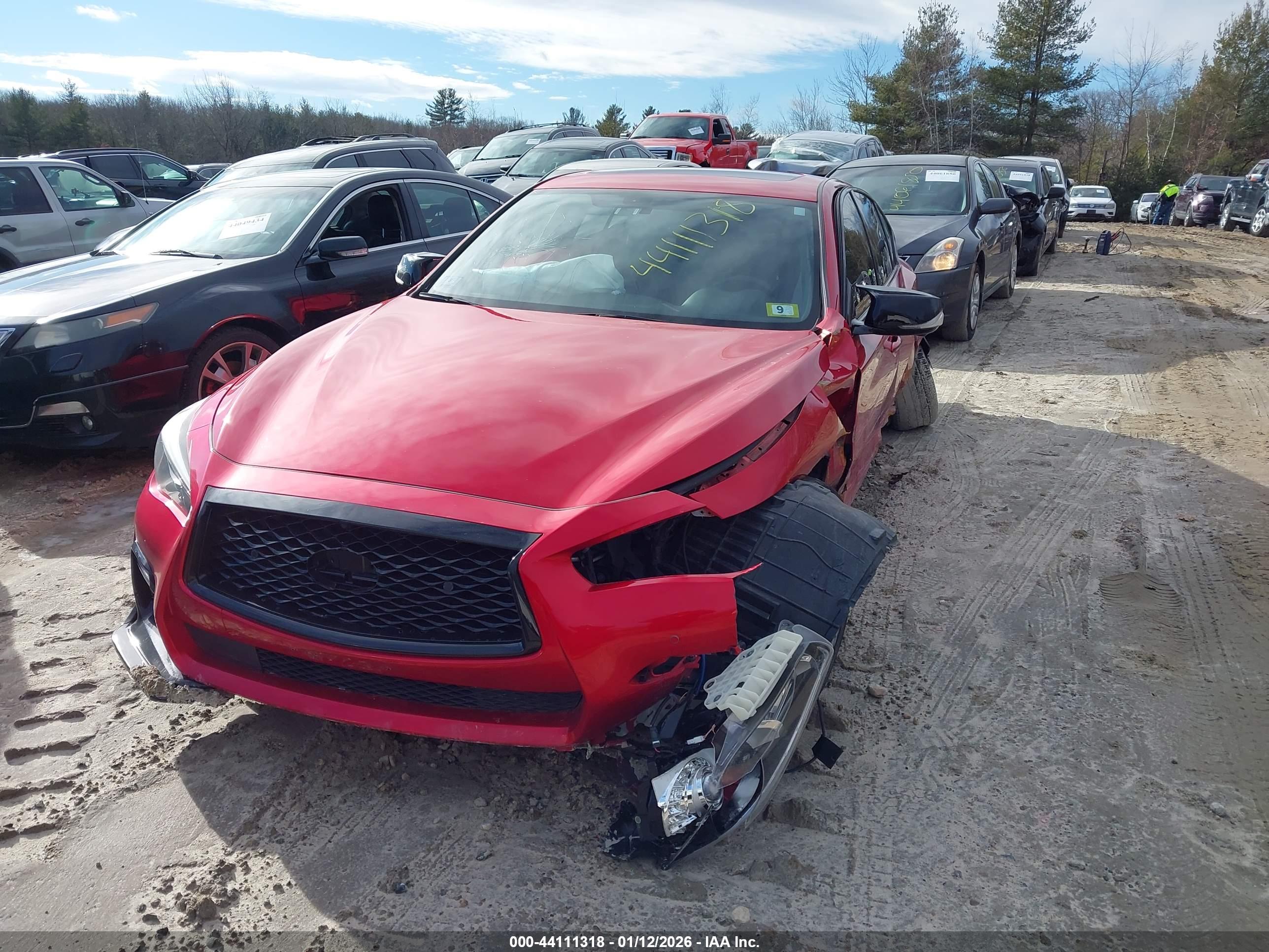 INFINITI Q50 image 2