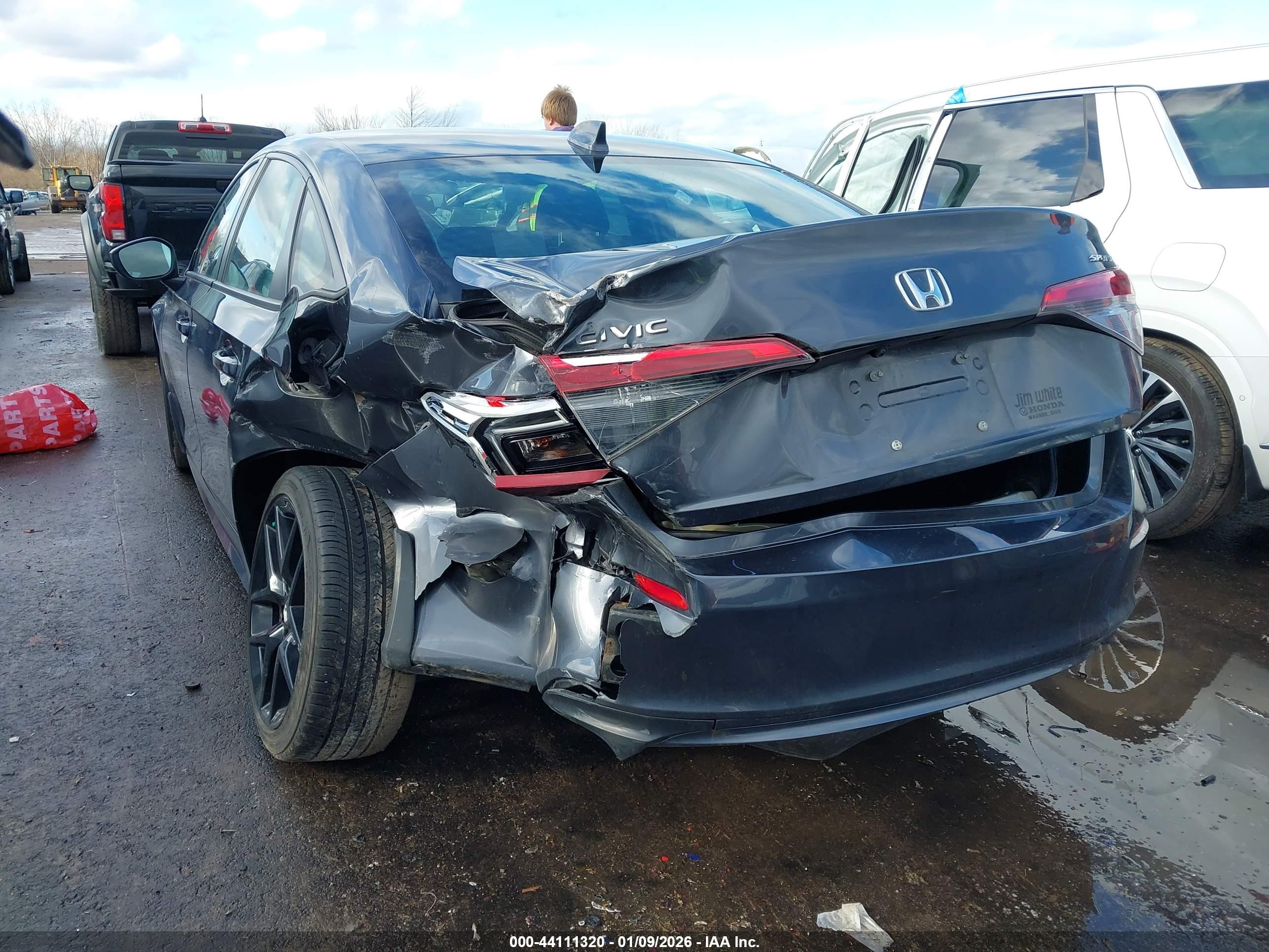 HONDA CIVIC image 3