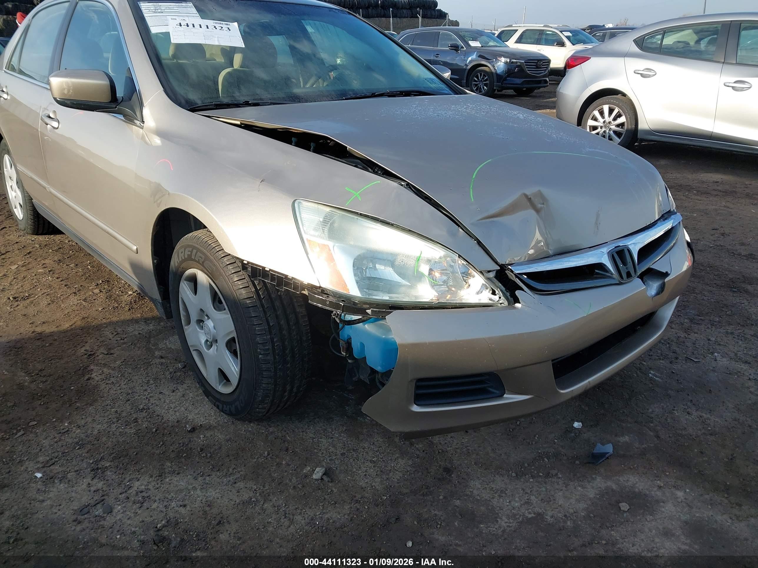 HONDA ACCORD image 6