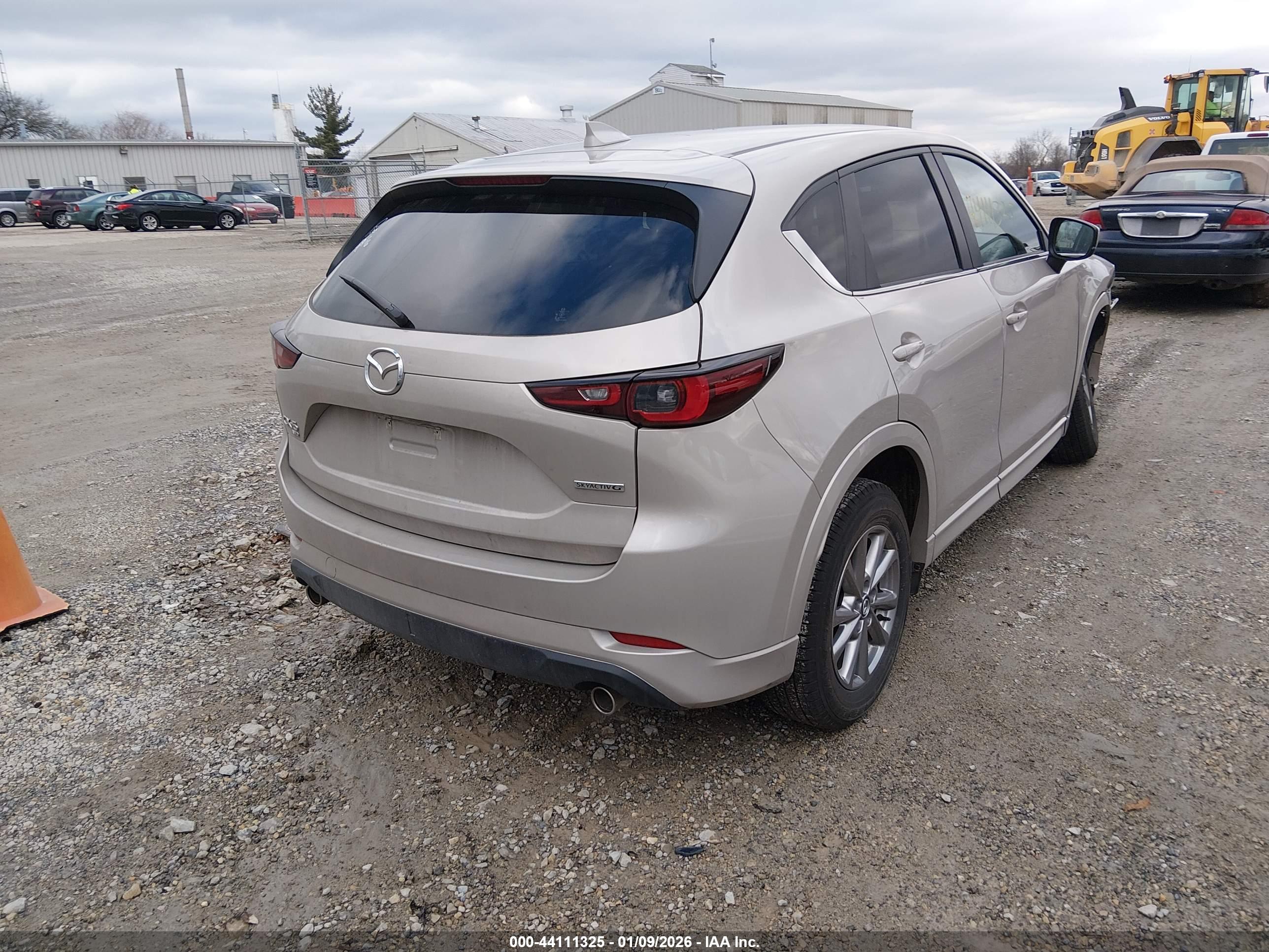 MAZDA CX-5 image 4