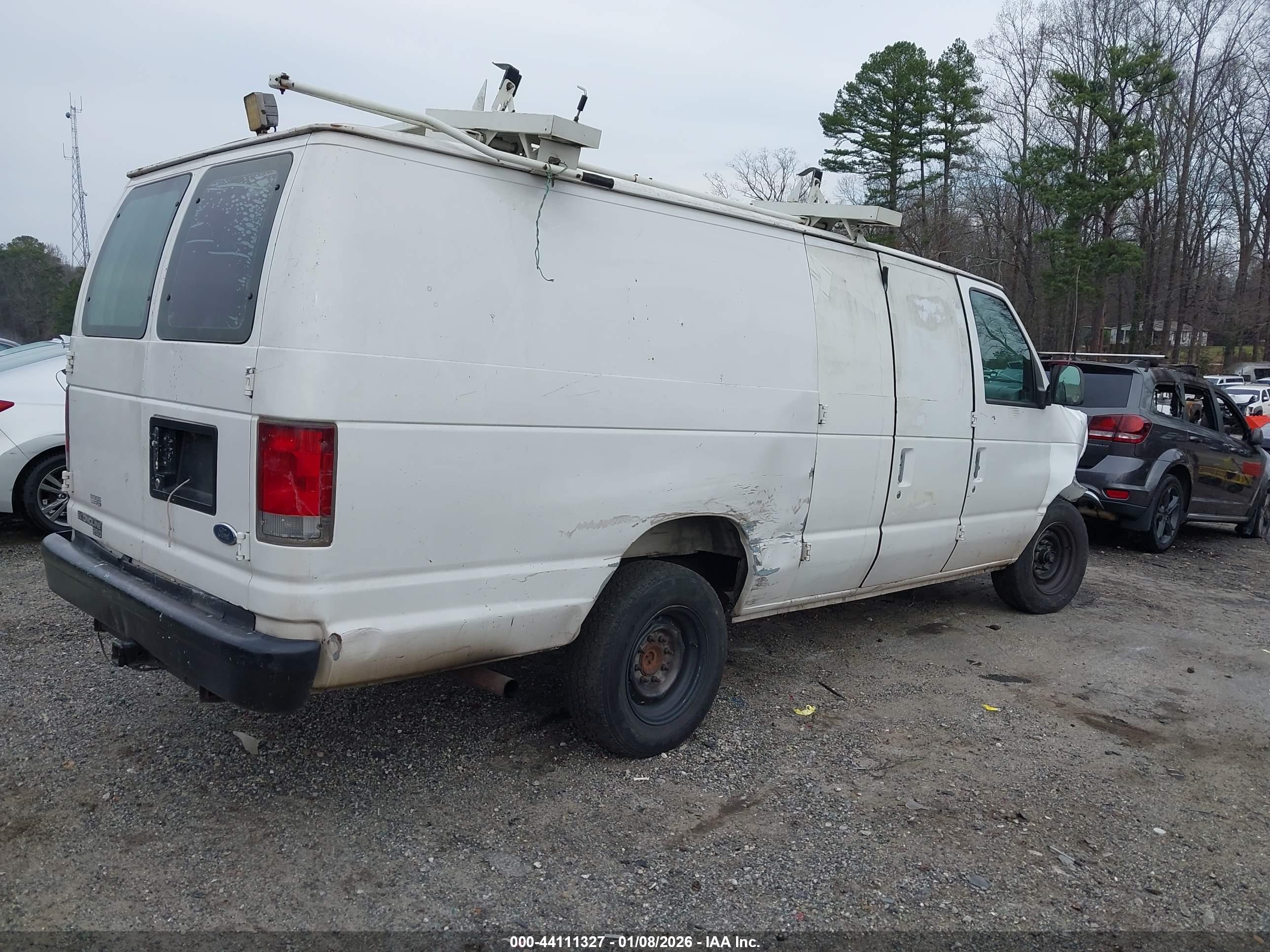 FORD E-250 image 4