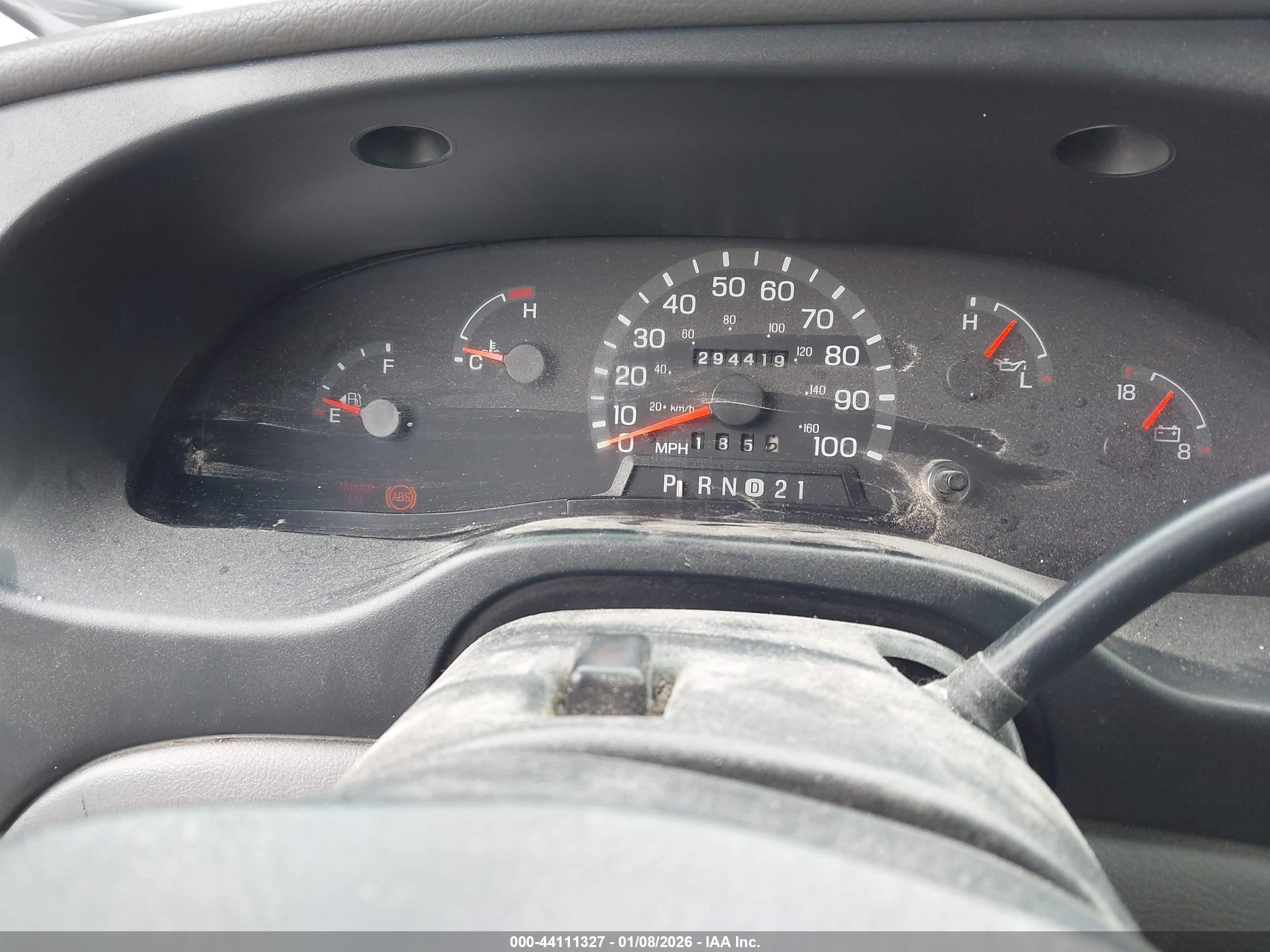 FORD E-250 image 7
