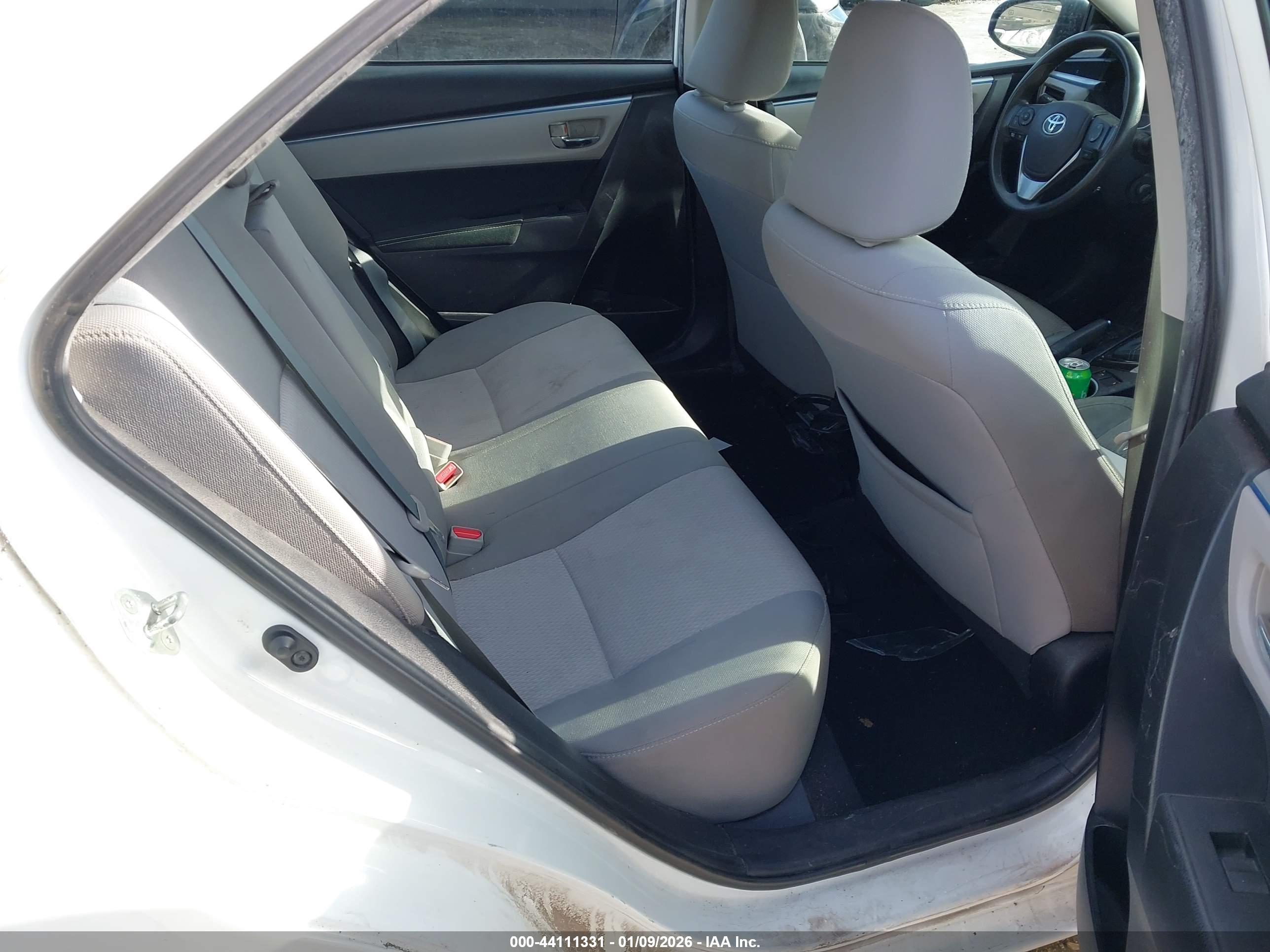 TOYOTA COROLLA image 8