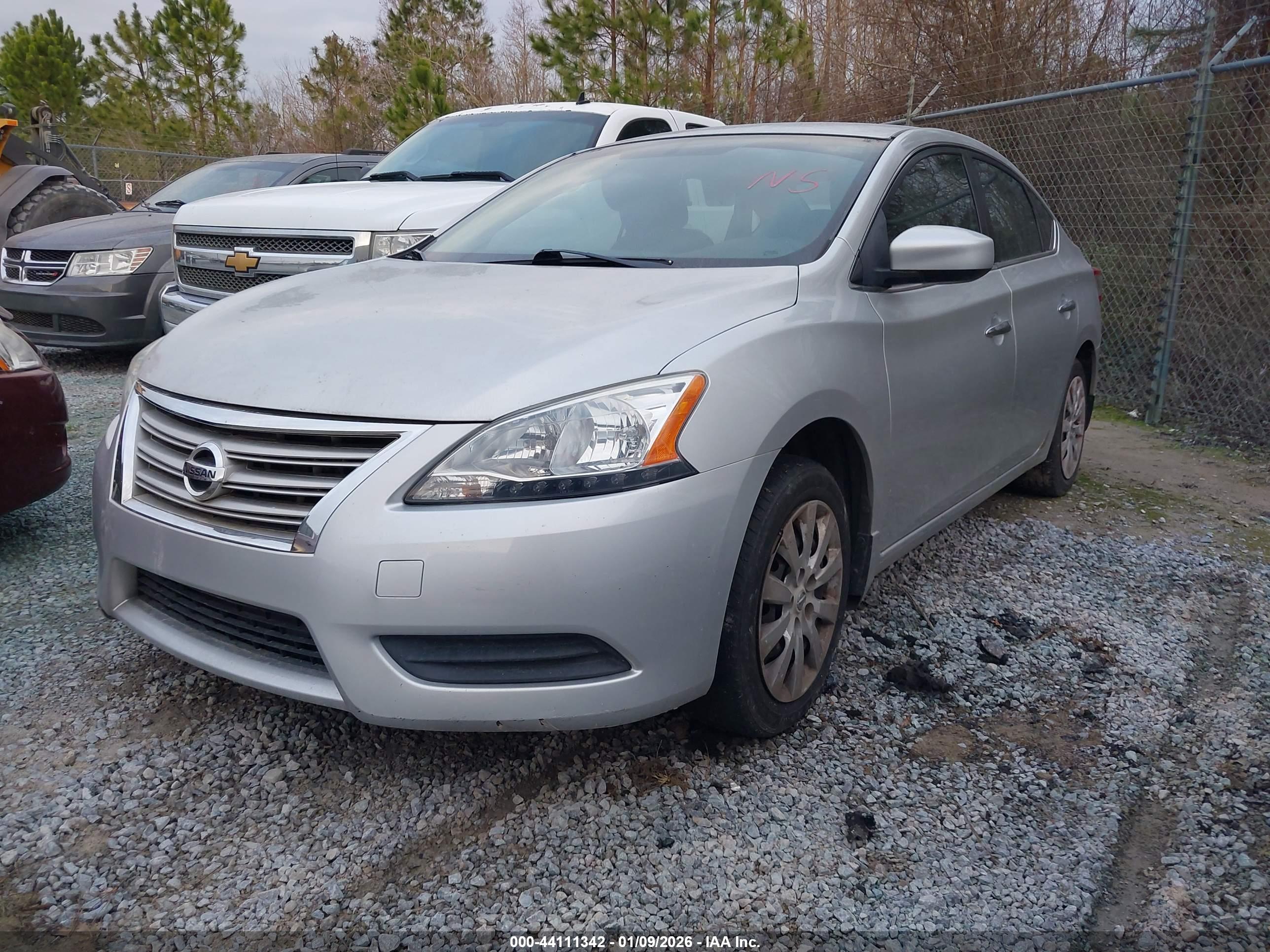 NISSAN SENTRA image 2