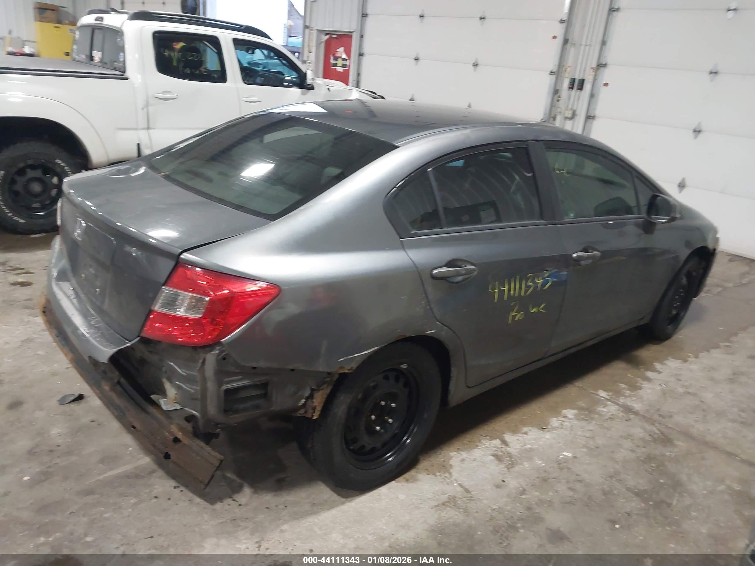 HONDA CIVIC image 4
