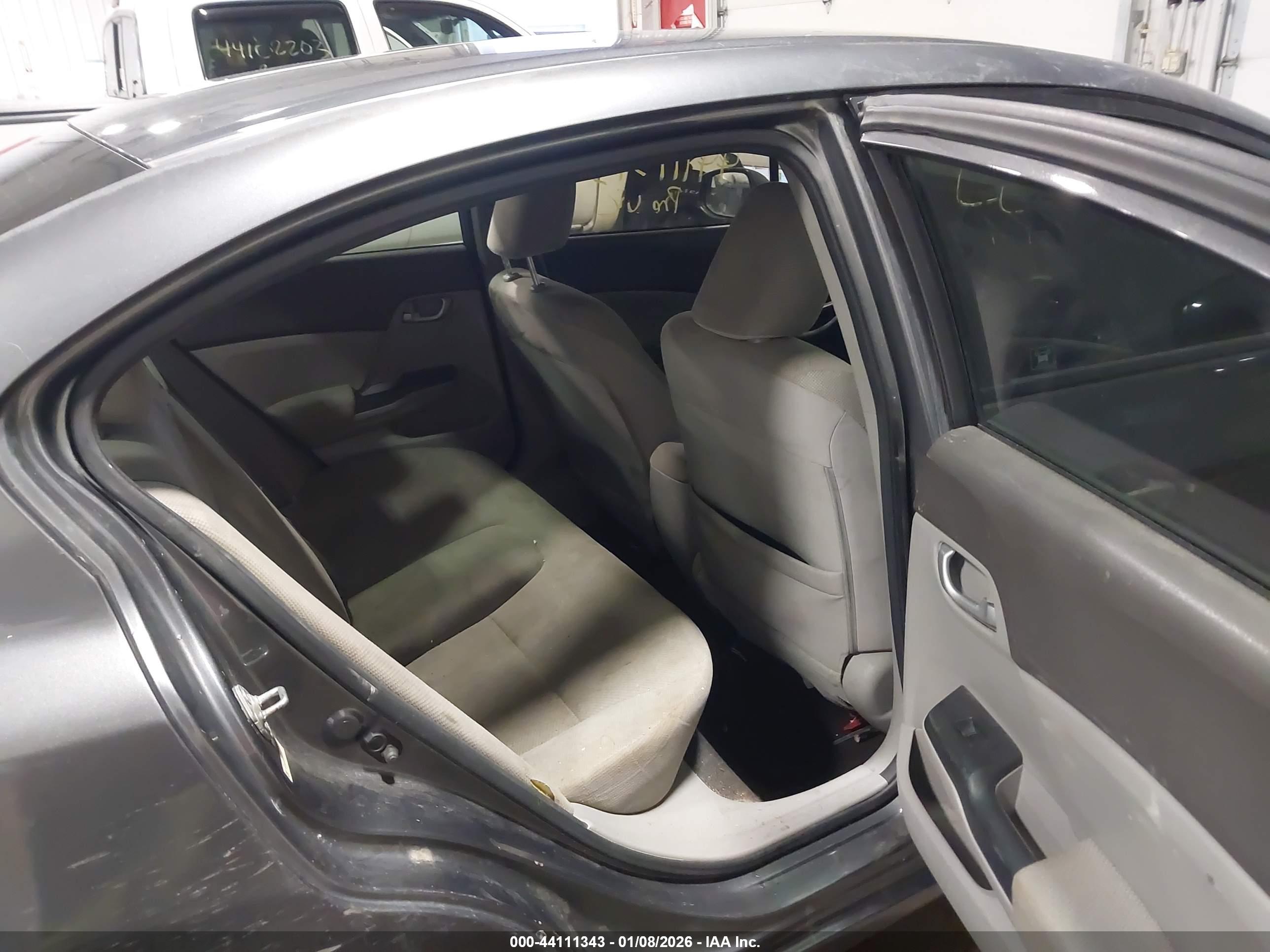HONDA CIVIC image 8