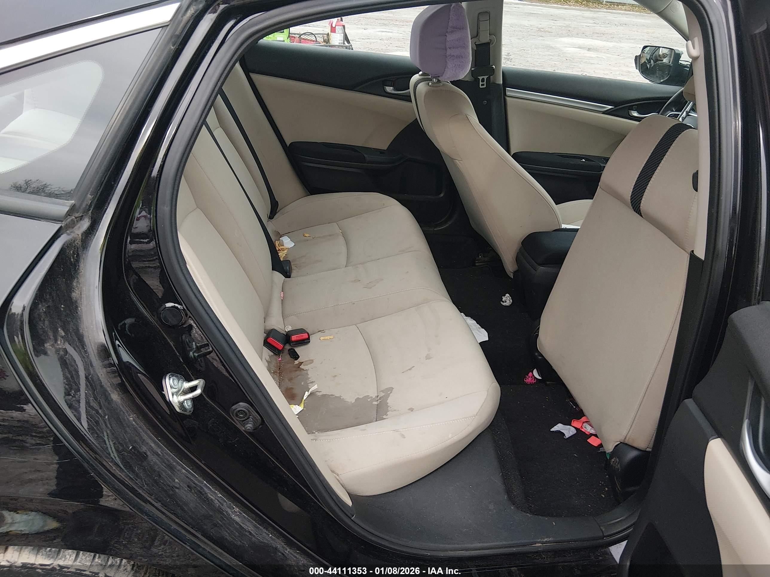 HONDA CIVIC image 8