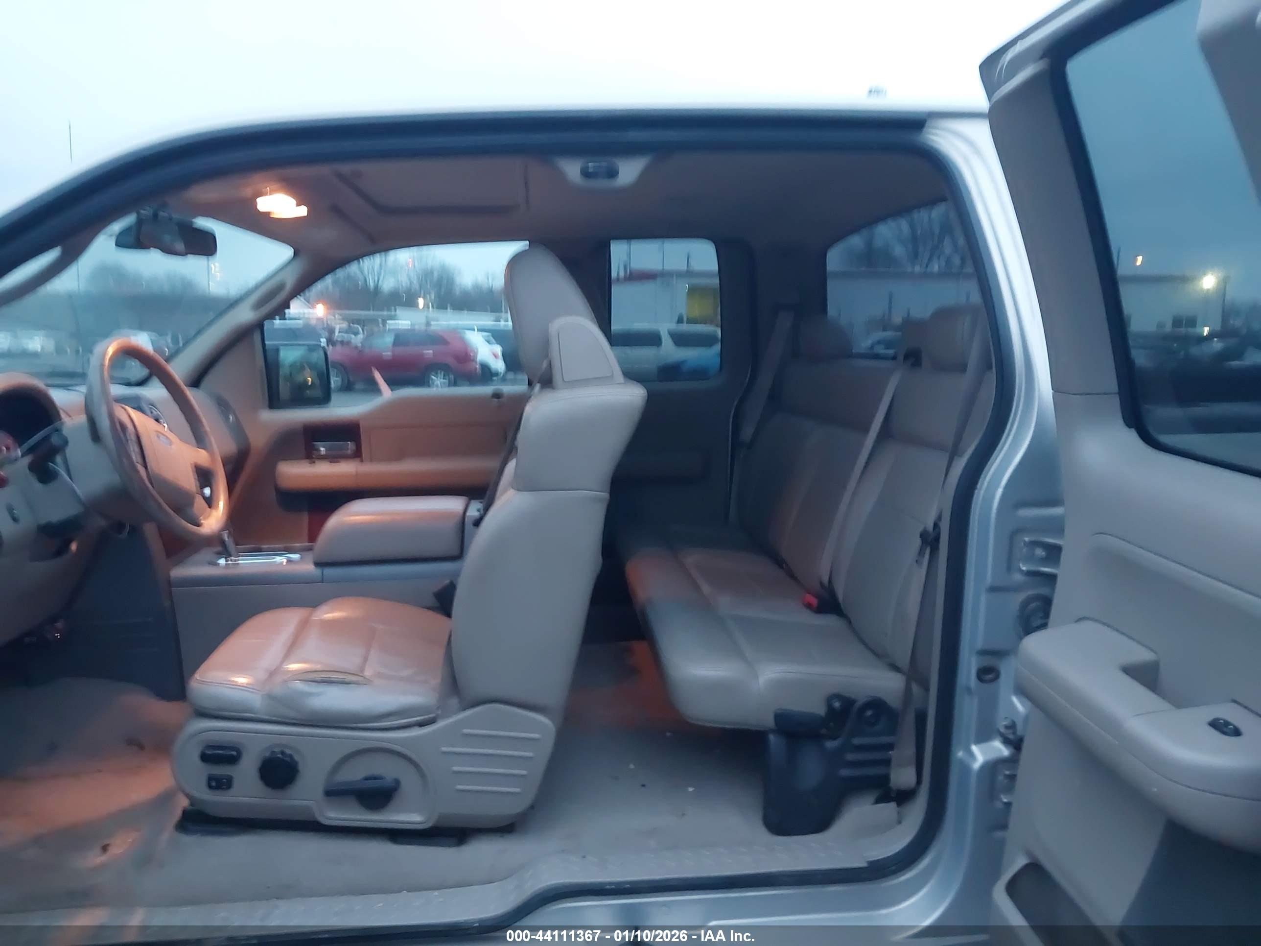 FORD F-150 image 8