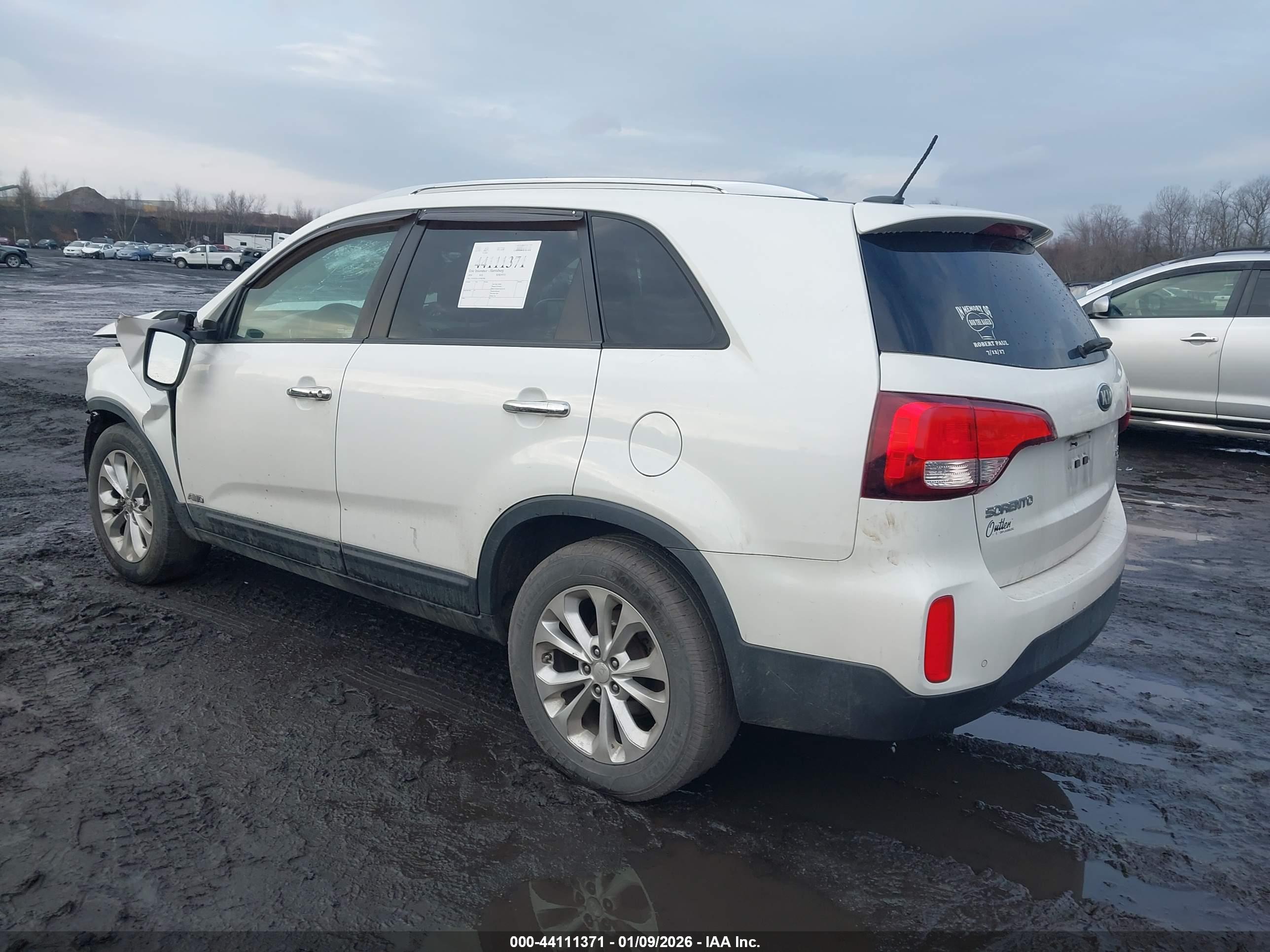 KIA SORENTO image 3