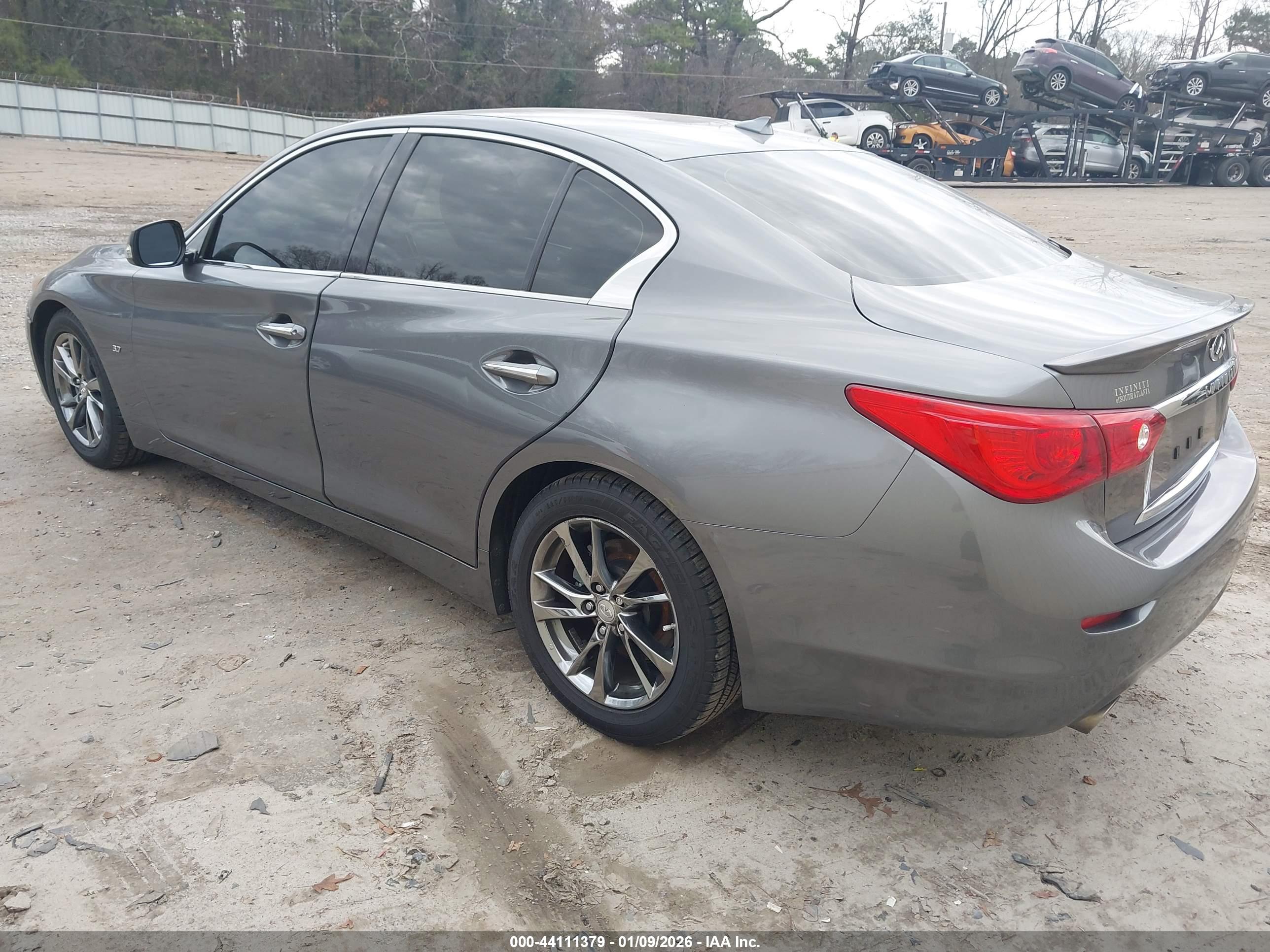 INFINITI Q50 image 3