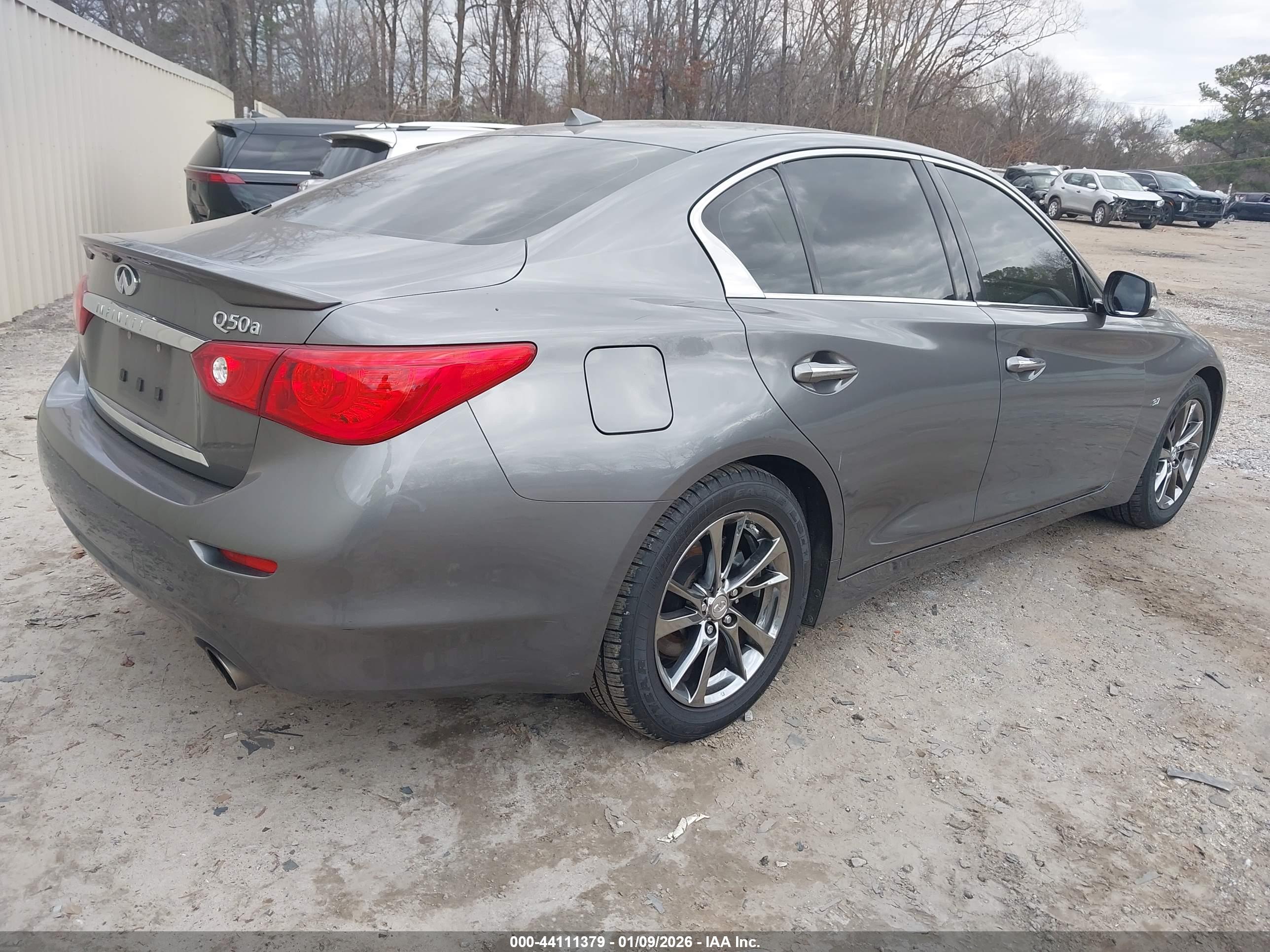 INFINITI Q50 image 4