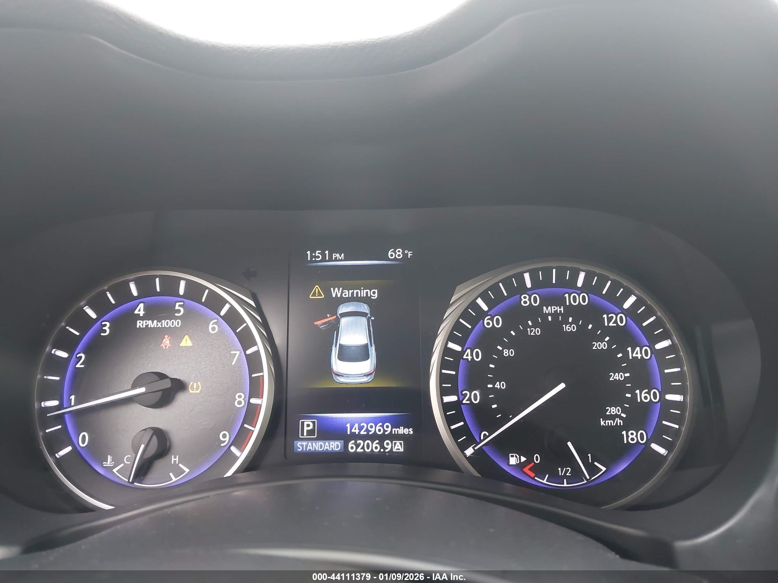 INFINITI Q50 image 7