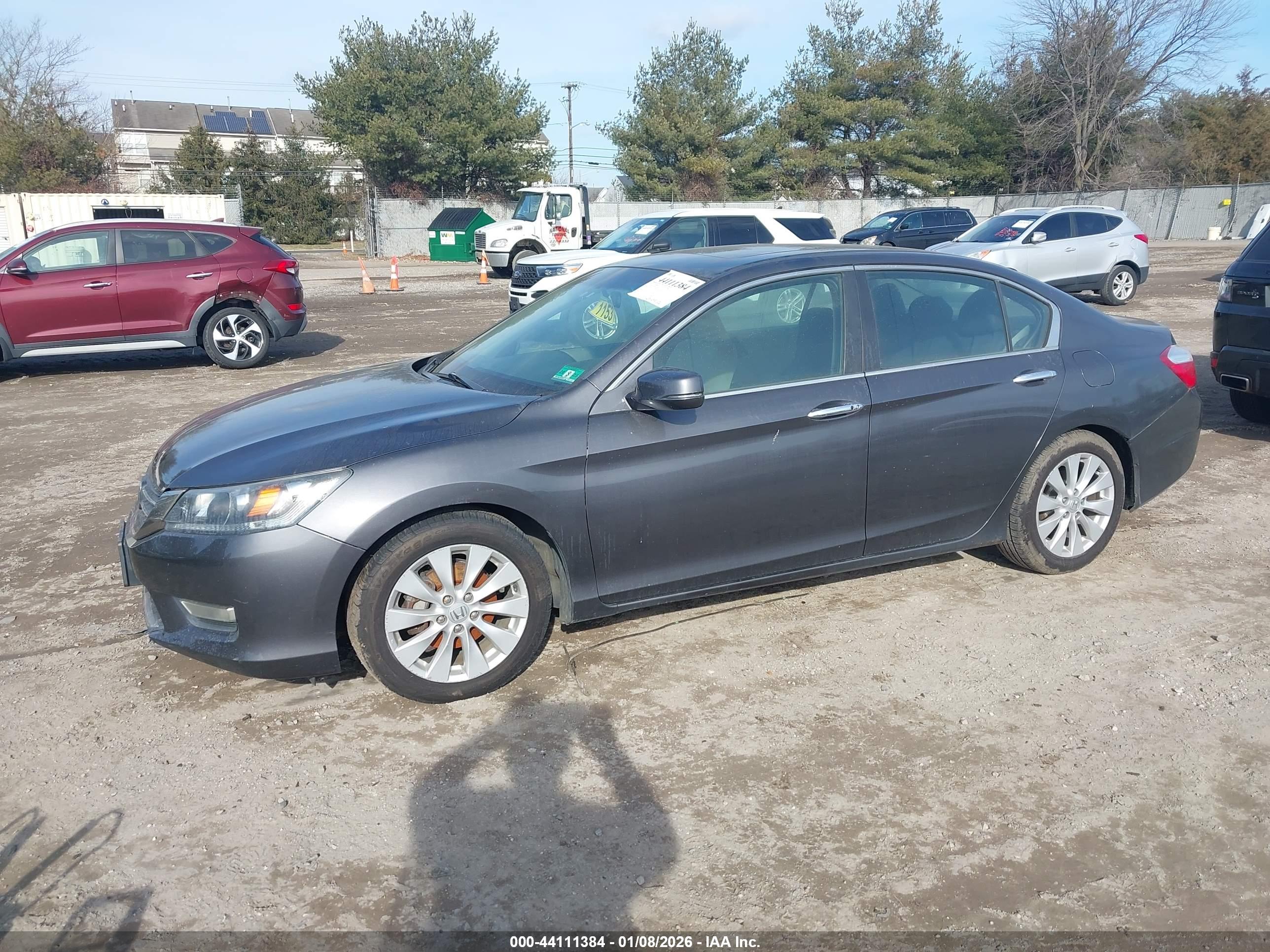 HONDA ACCORD image 2