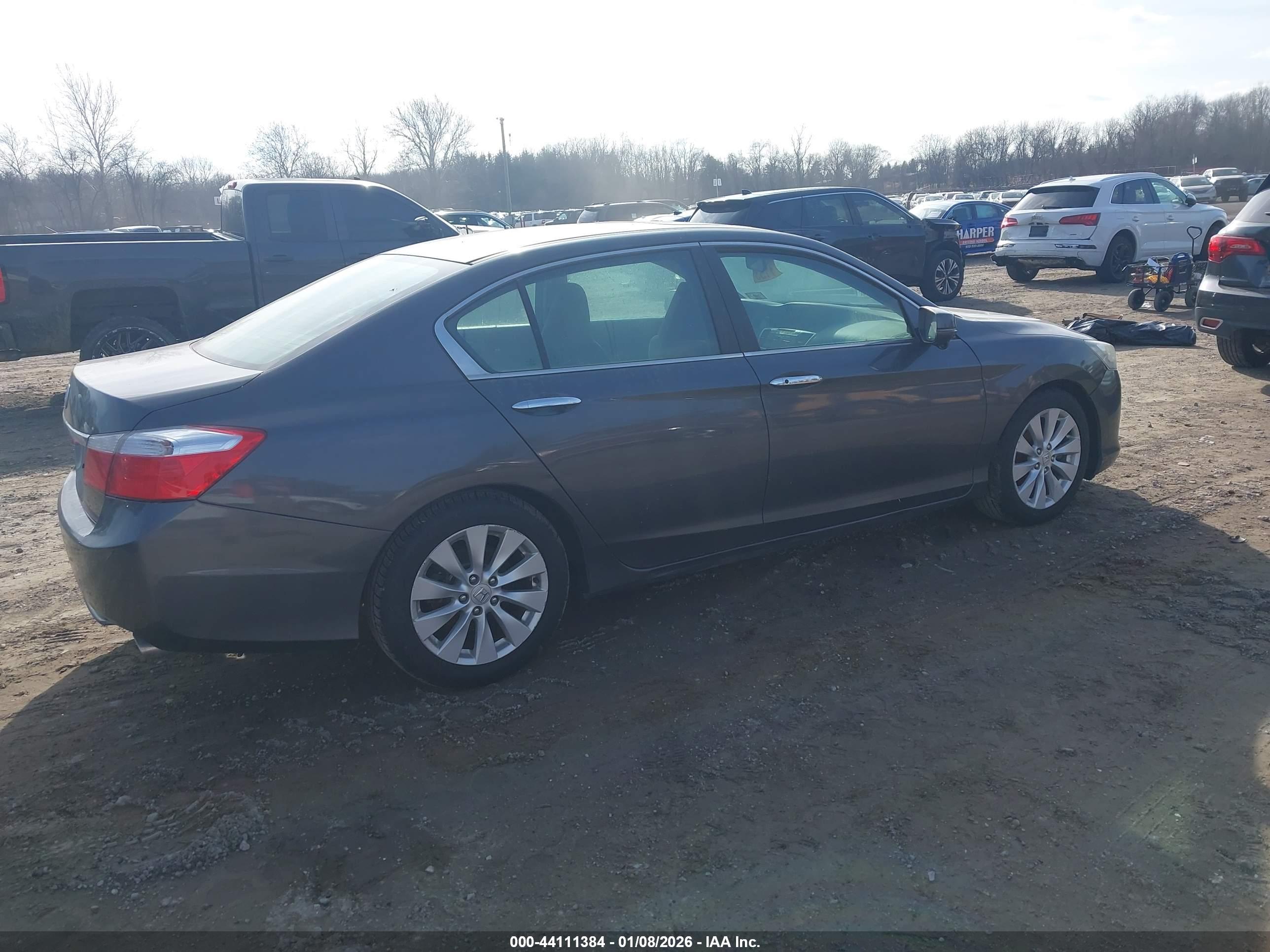 HONDA ACCORD image 4