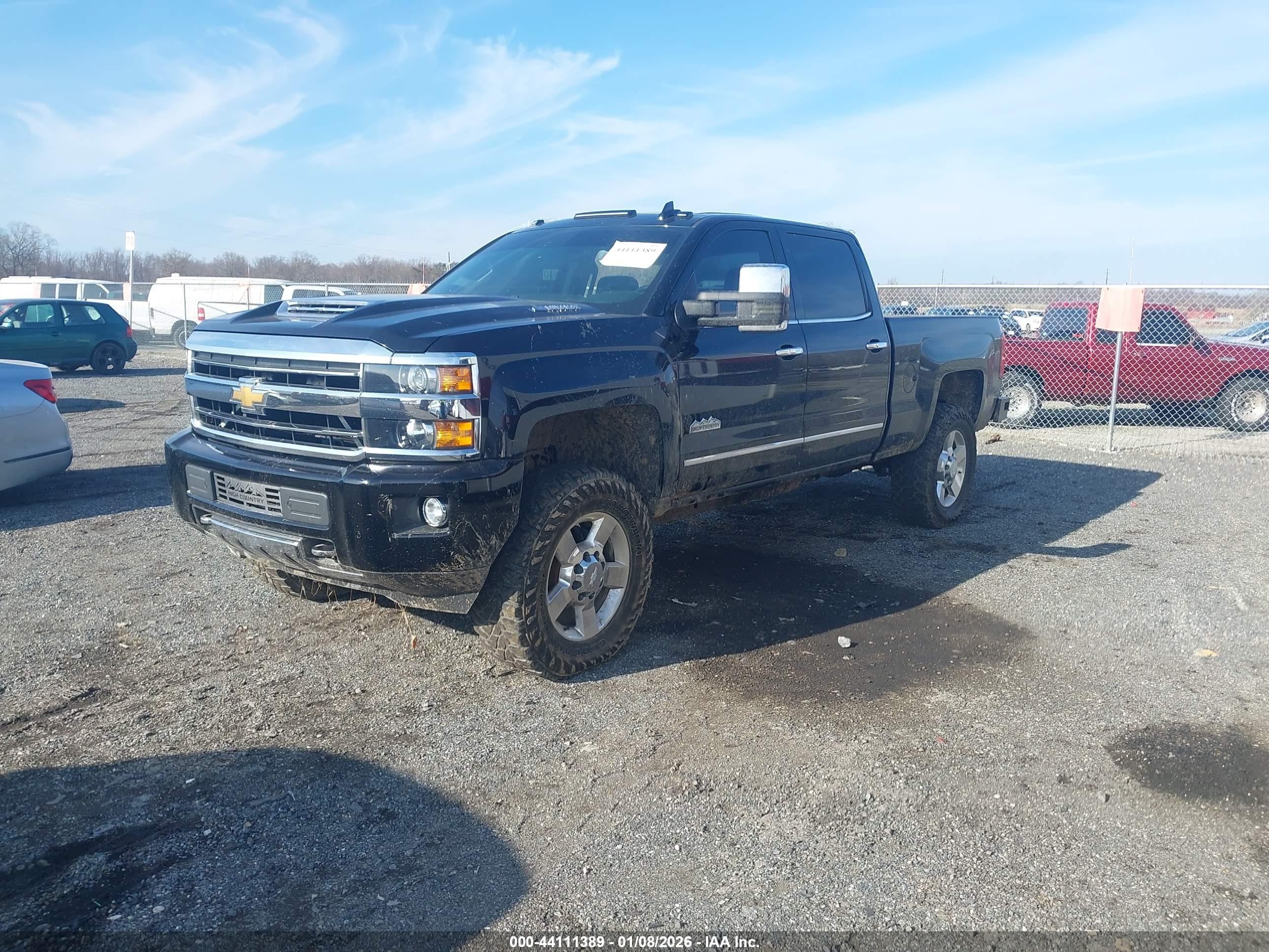 CHEVROLET SILVERADO image 2