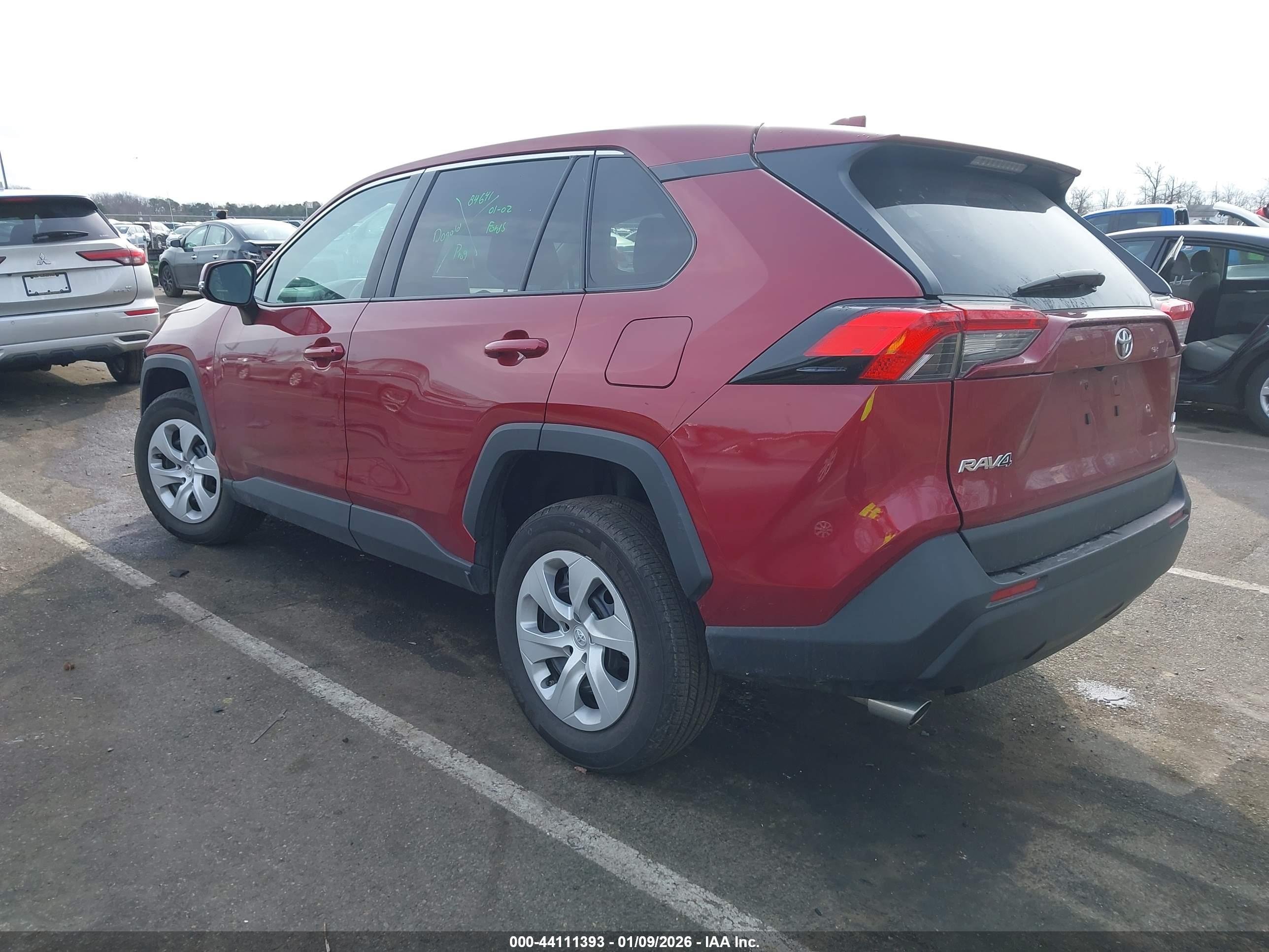 TOYOTA RAV4 image 3