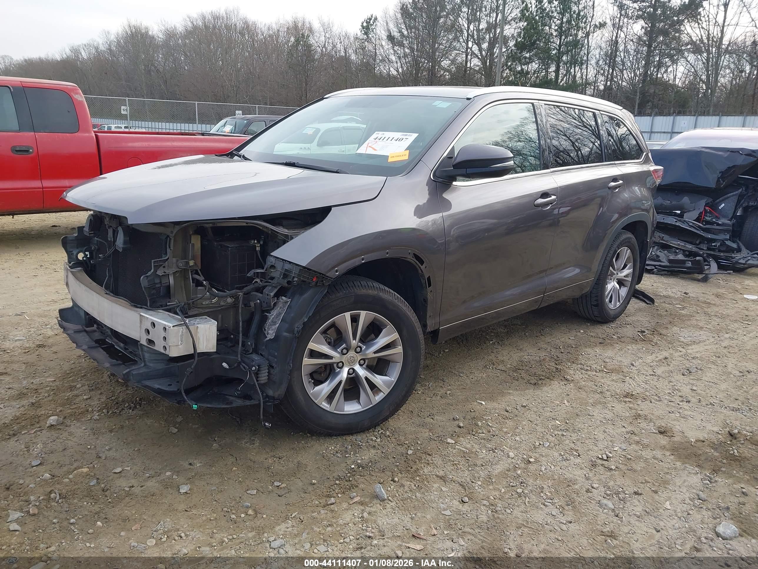 TOYOTA HIGHLANDER image 2
