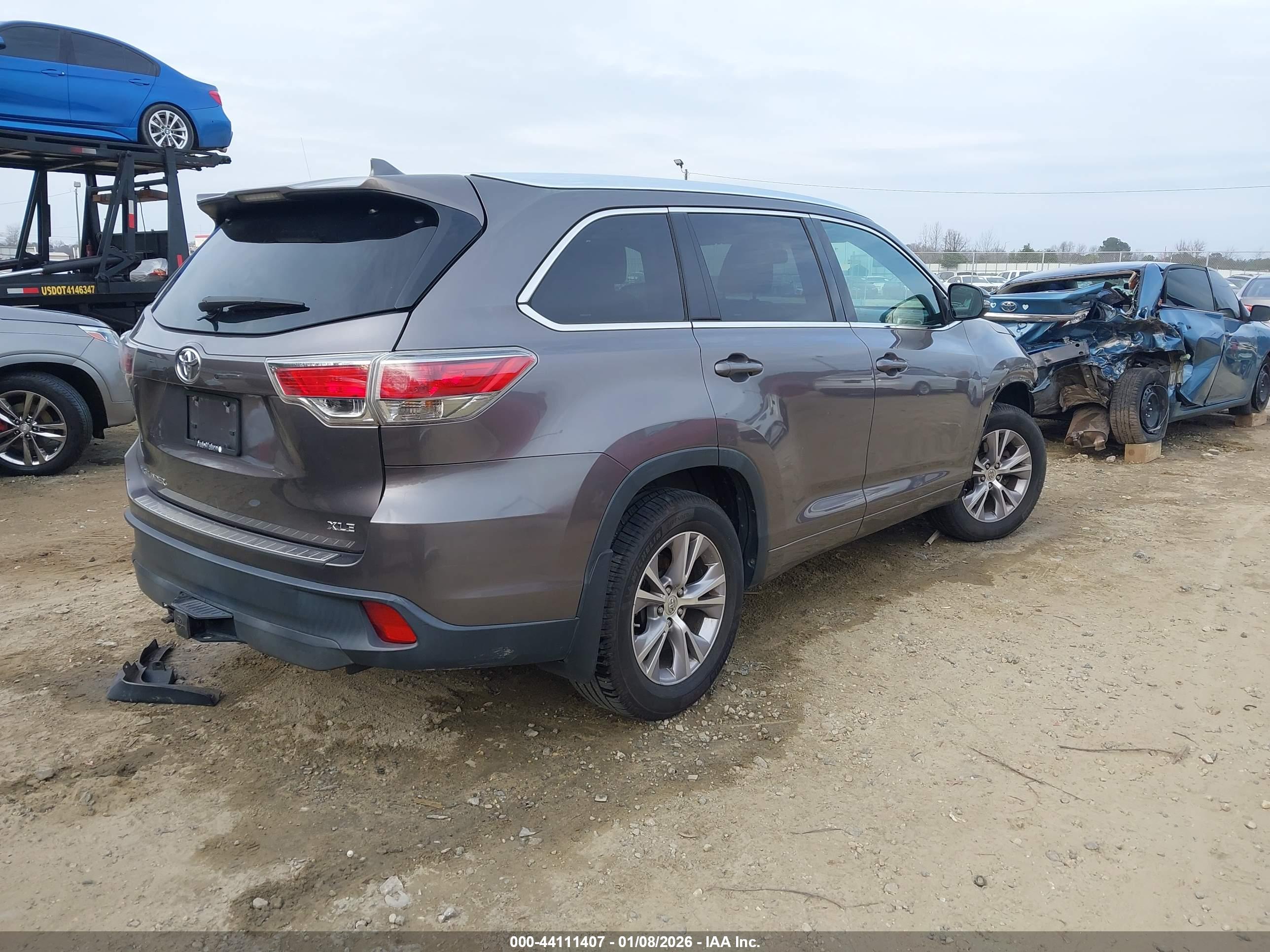 TOYOTA HIGHLANDER image 4