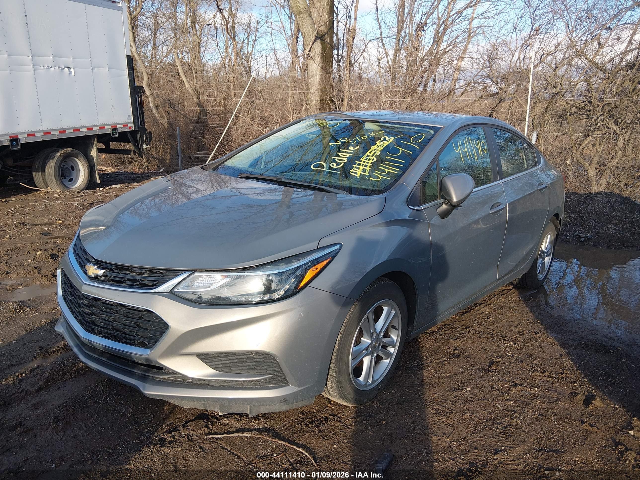CHEVROLET CRUZE image 6