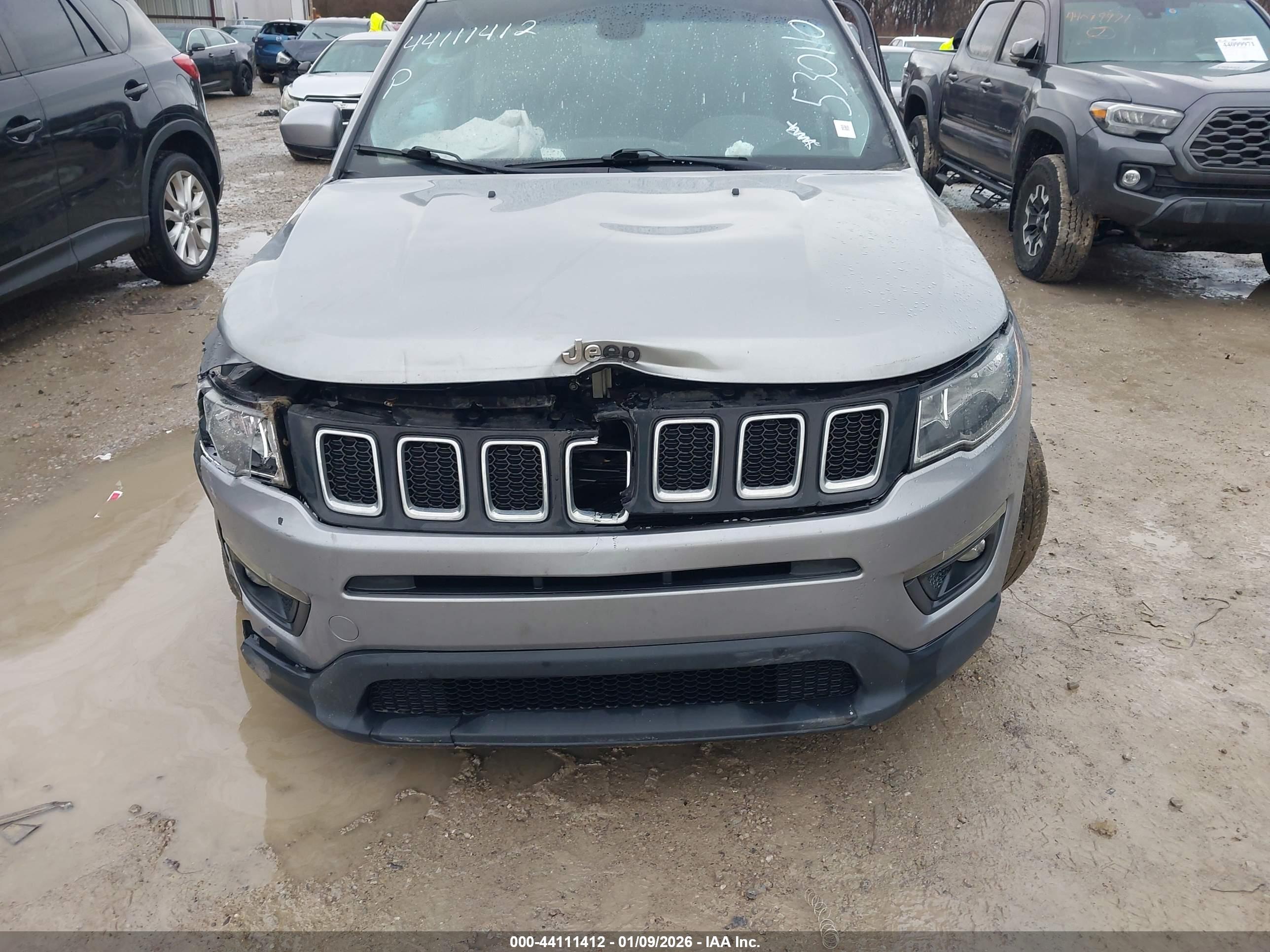 JEEP COMPASS image 6