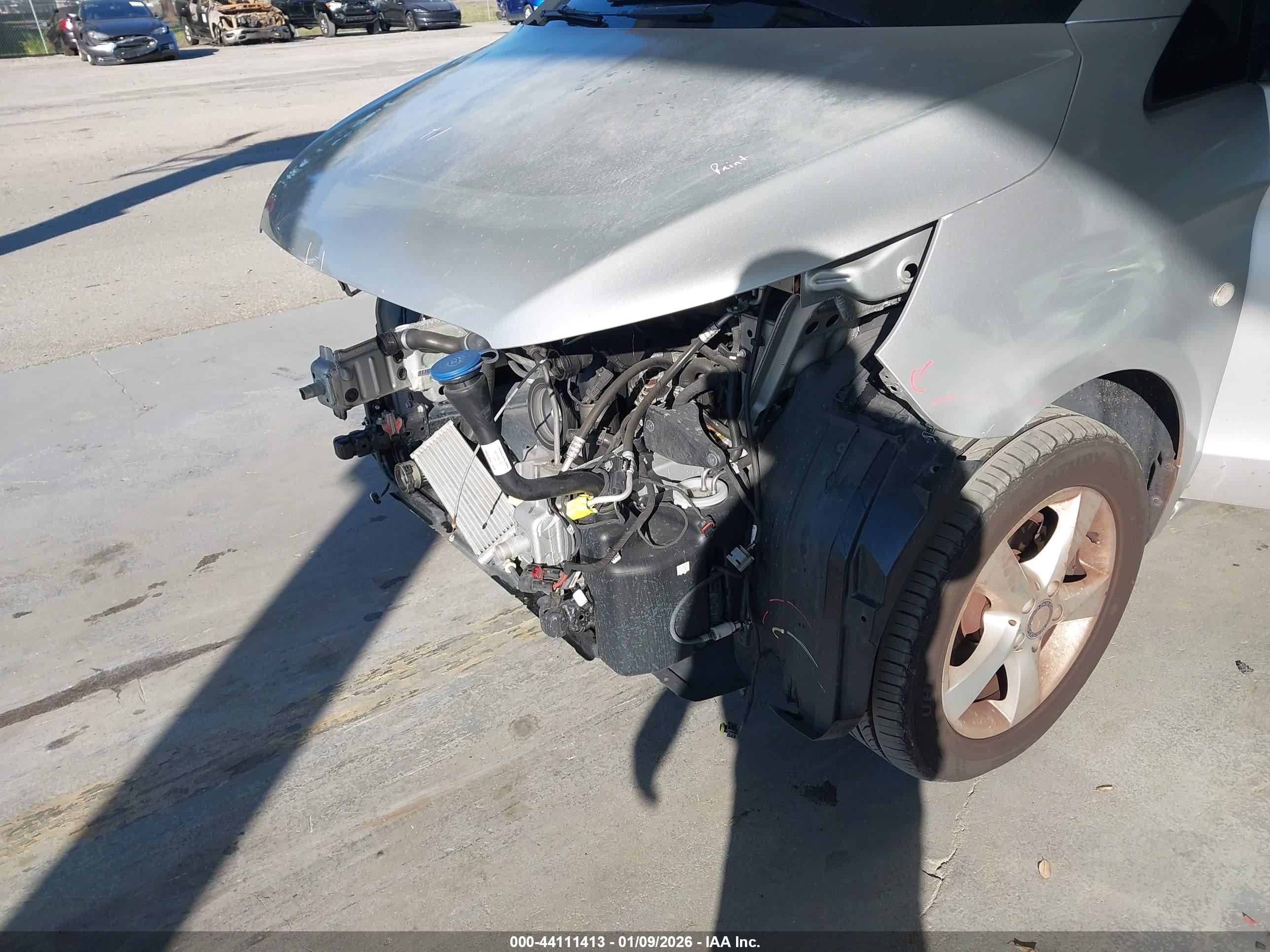 MERCEDES-BENZ METRIS image 6