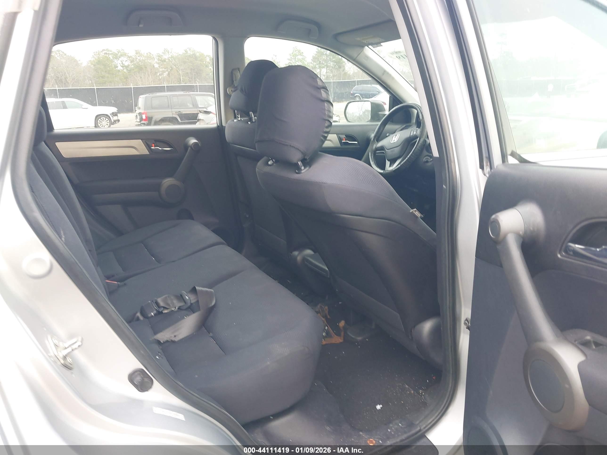 HONDA CR-V image 8