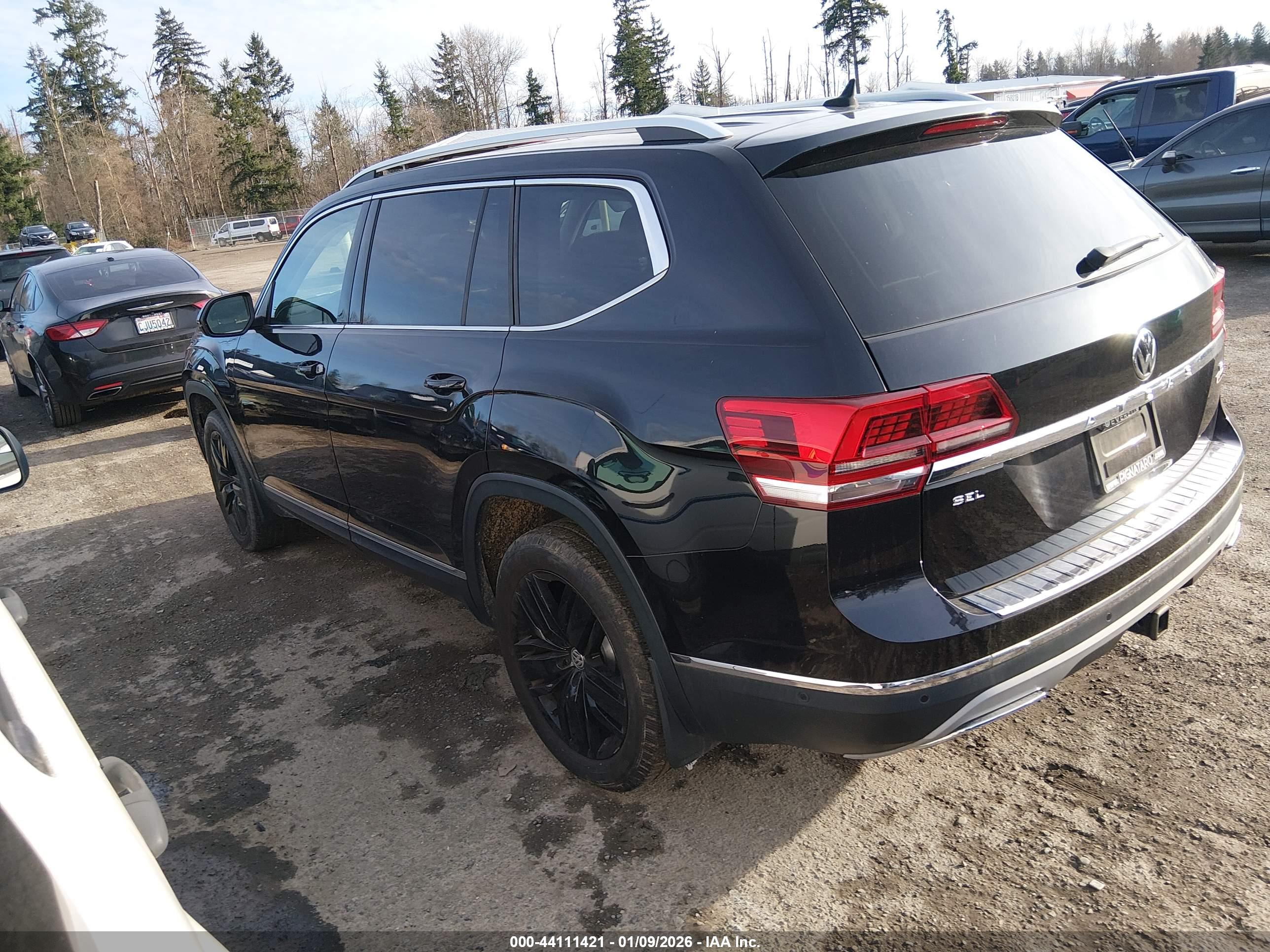 VOLKSWAGEN ATLAS image 3