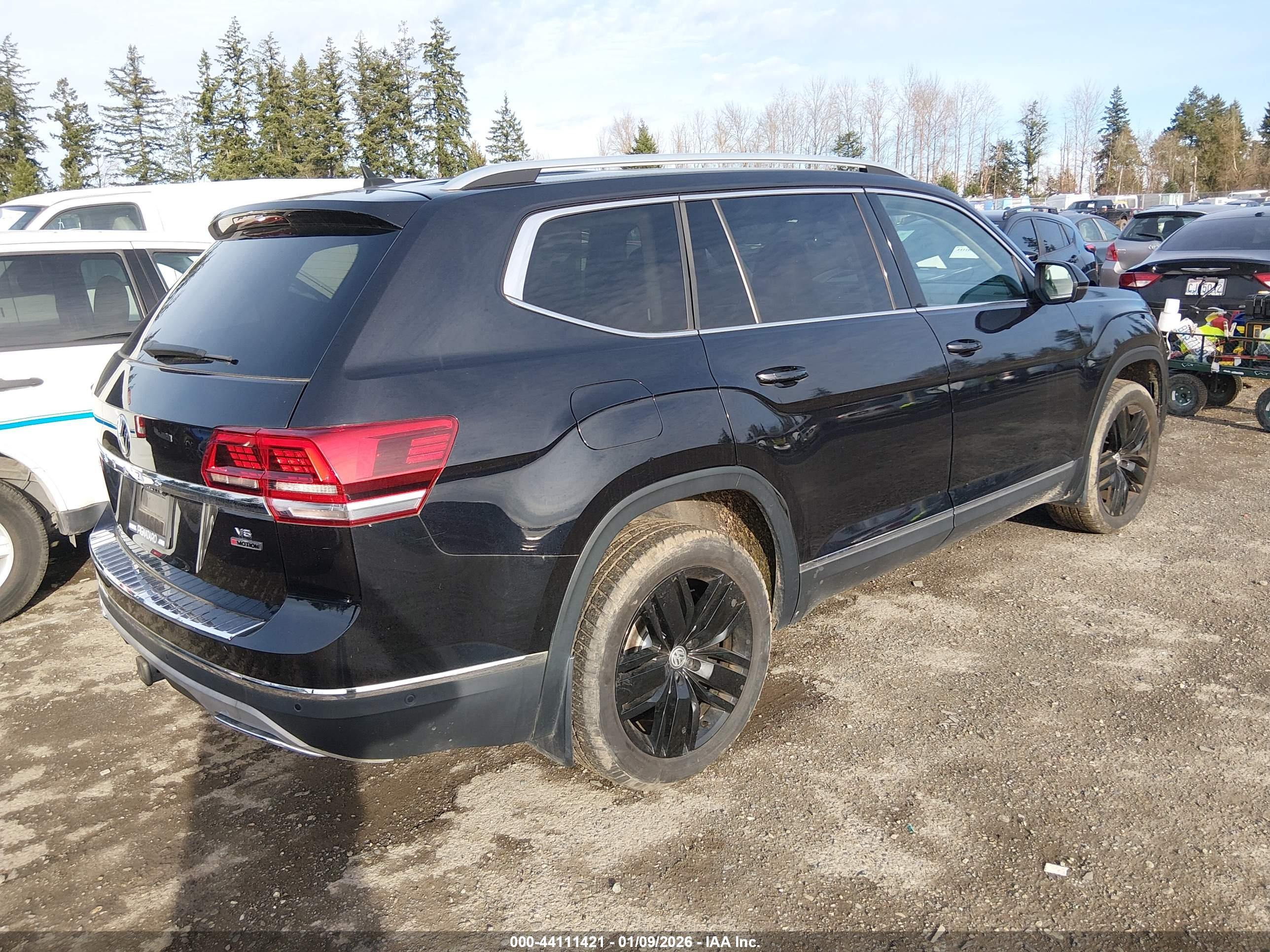 VOLKSWAGEN ATLAS image 4