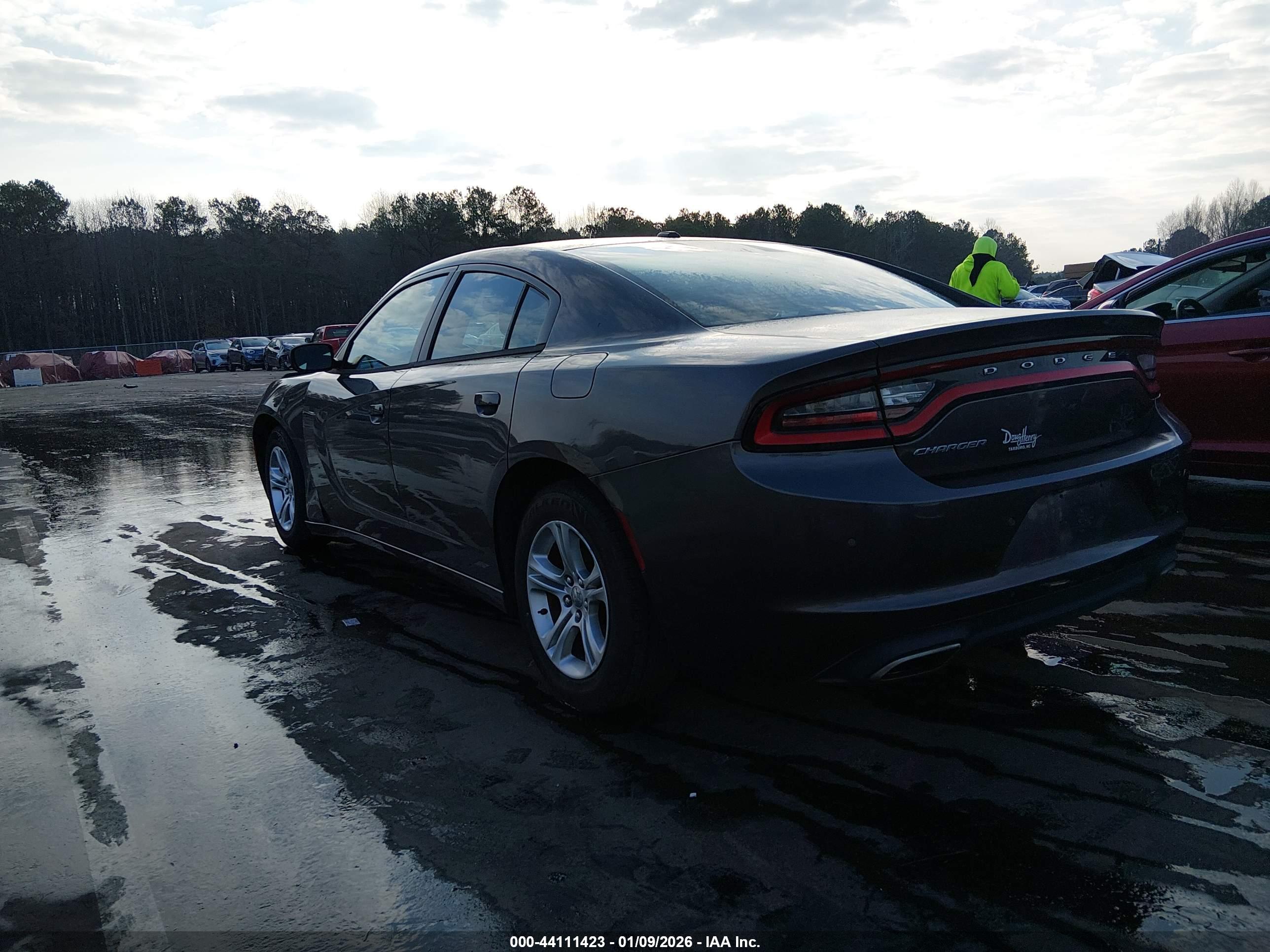 DODGE CHARGER image 3