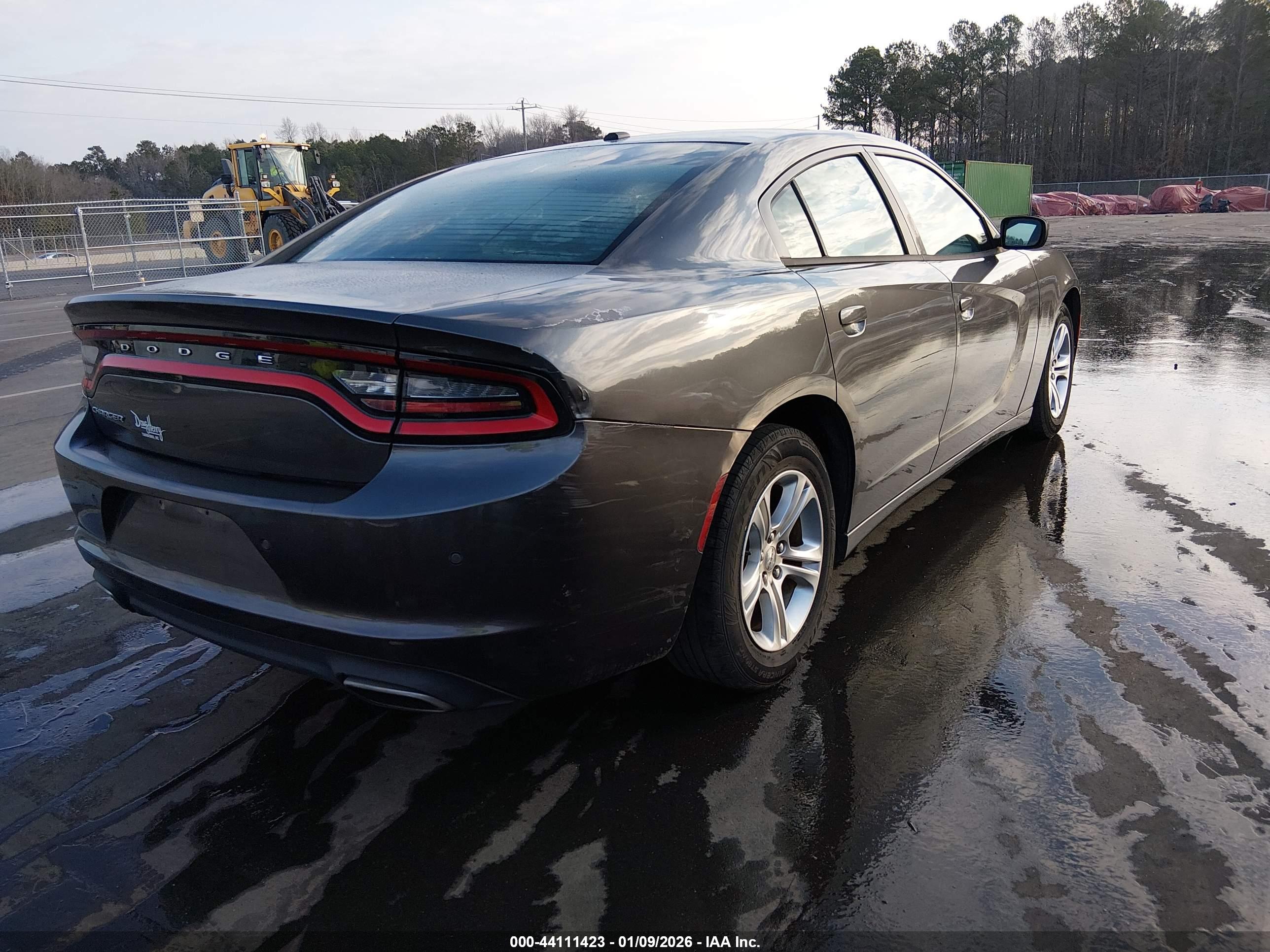 DODGE CHARGER image 4