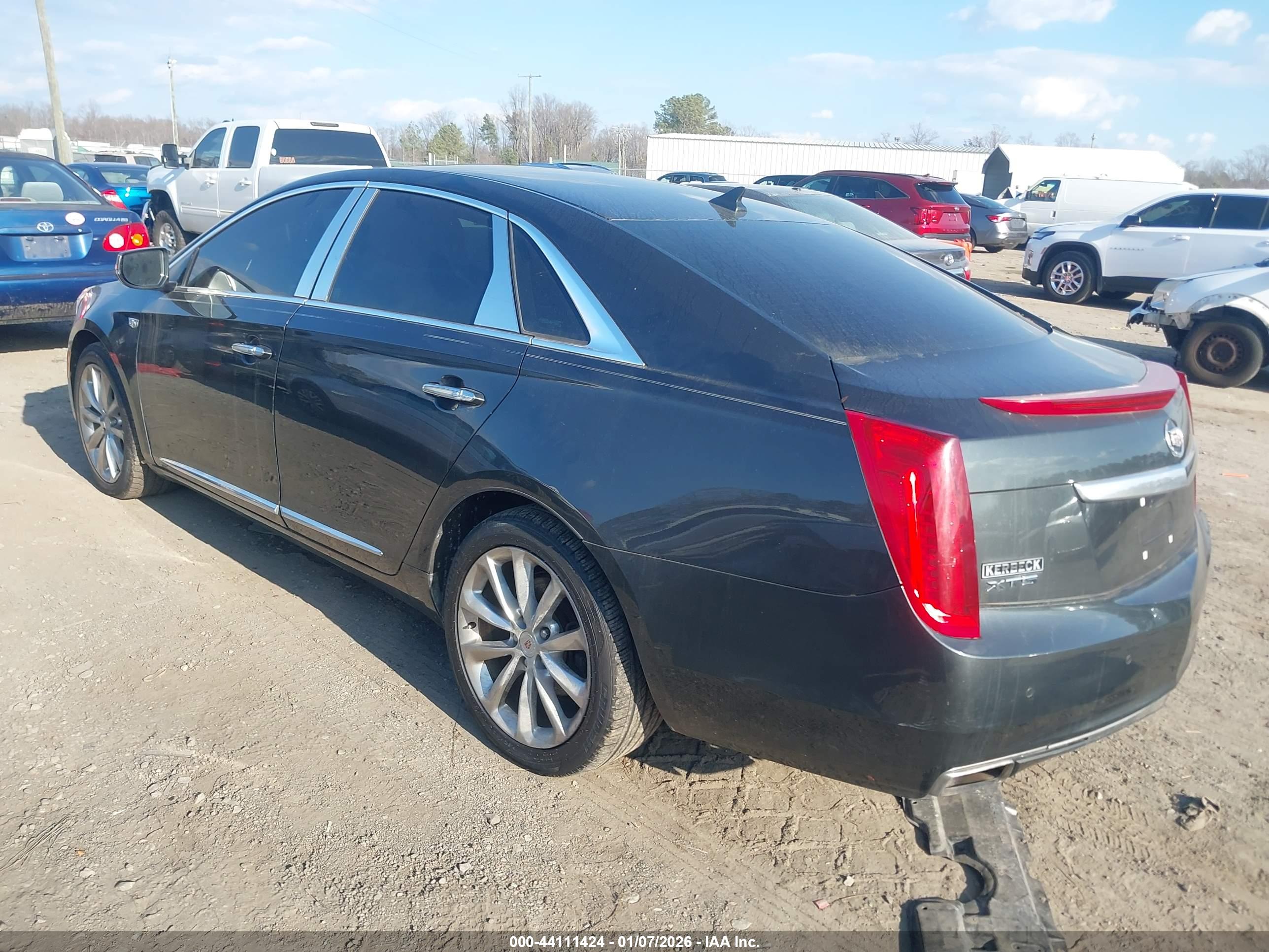 CADILLAC XTS image 3