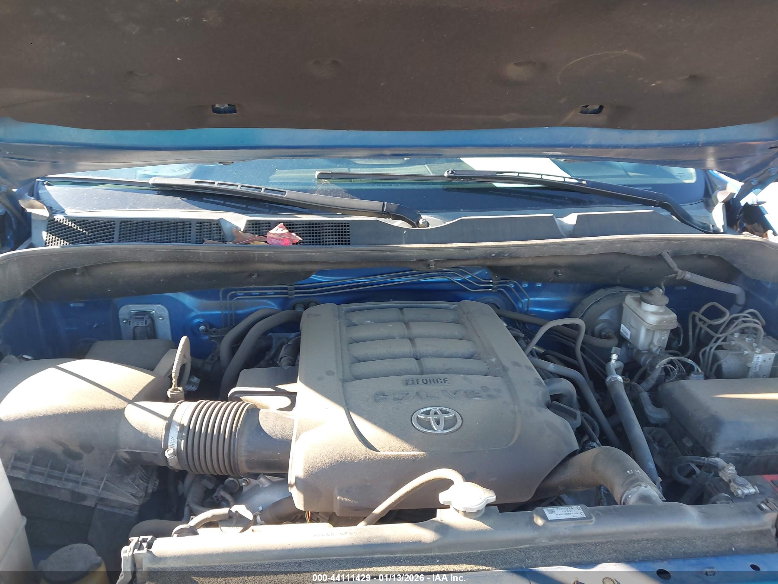 TOYOTA TUNDRA image 10