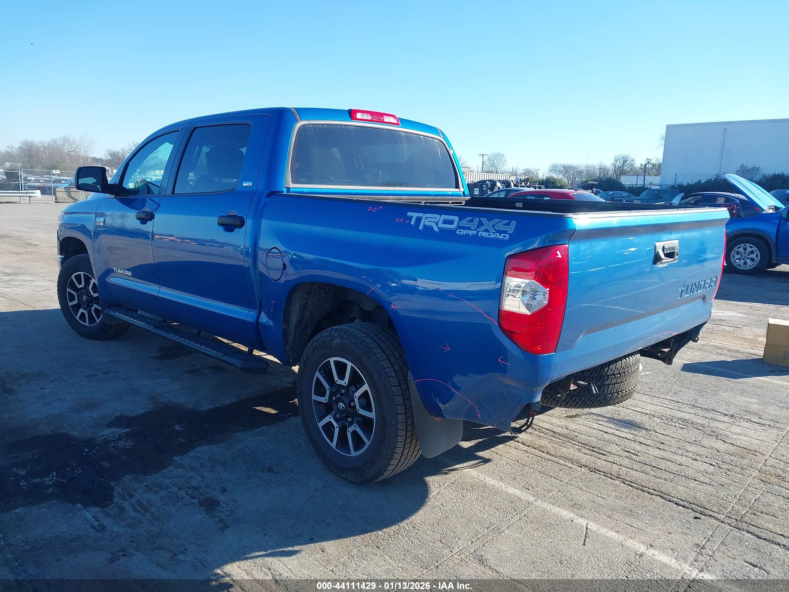 TOYOTA TUNDRA image 3