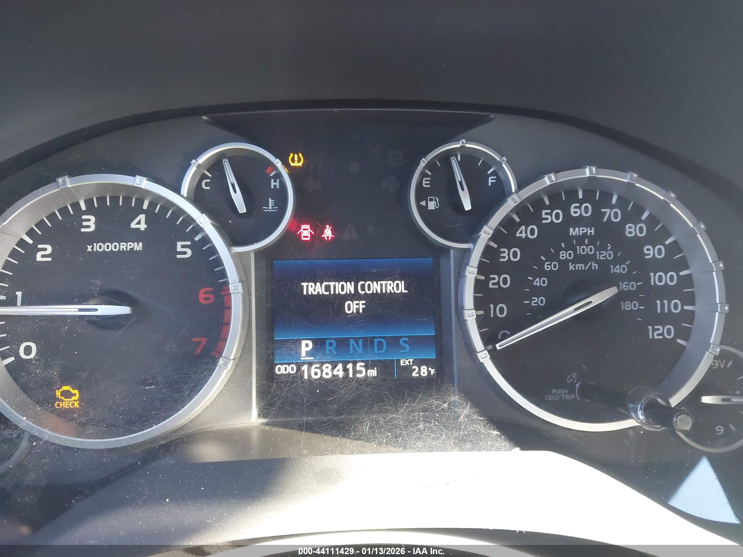 TOYOTA TUNDRA image 7