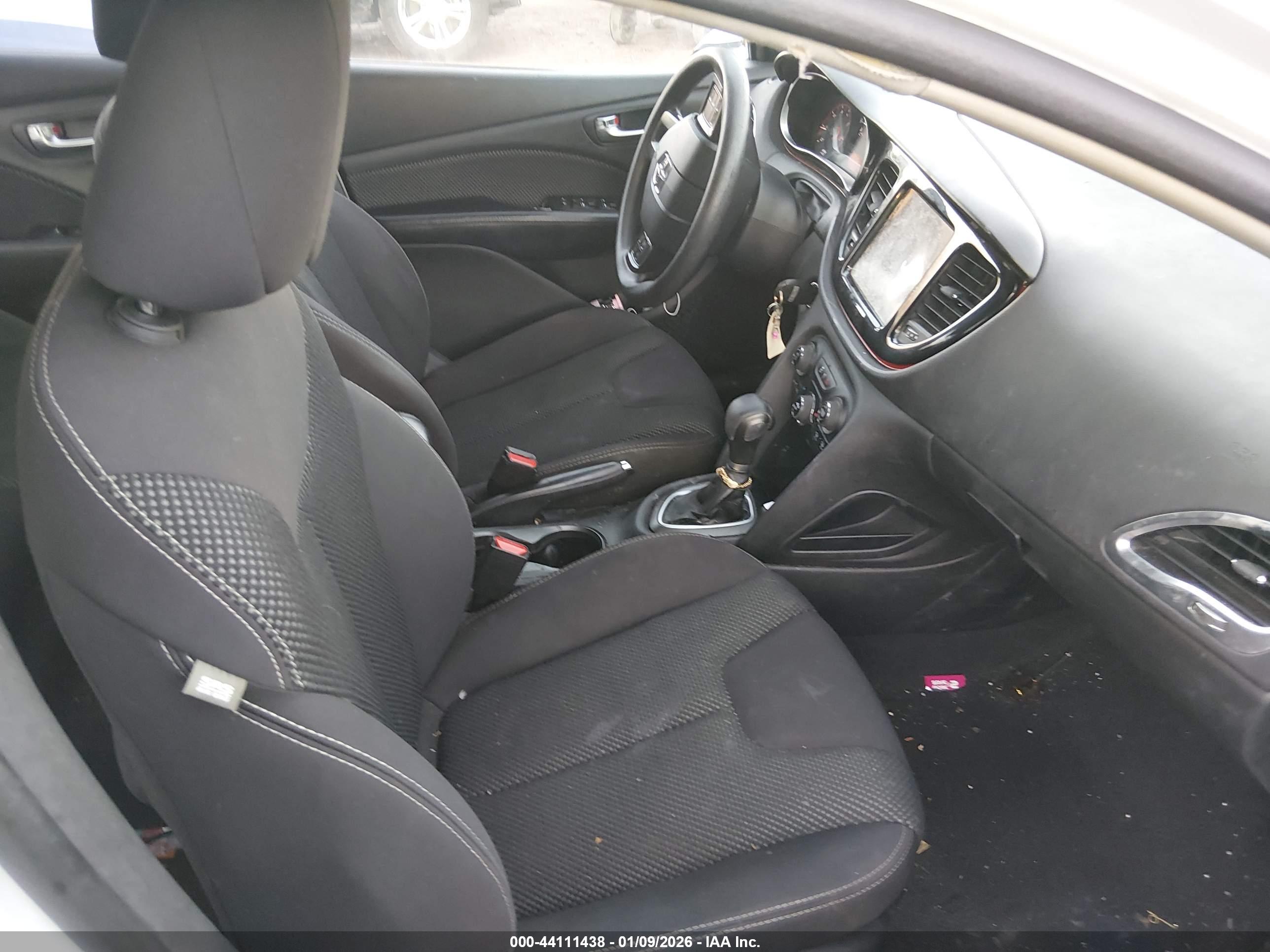 DODGE DART image 5