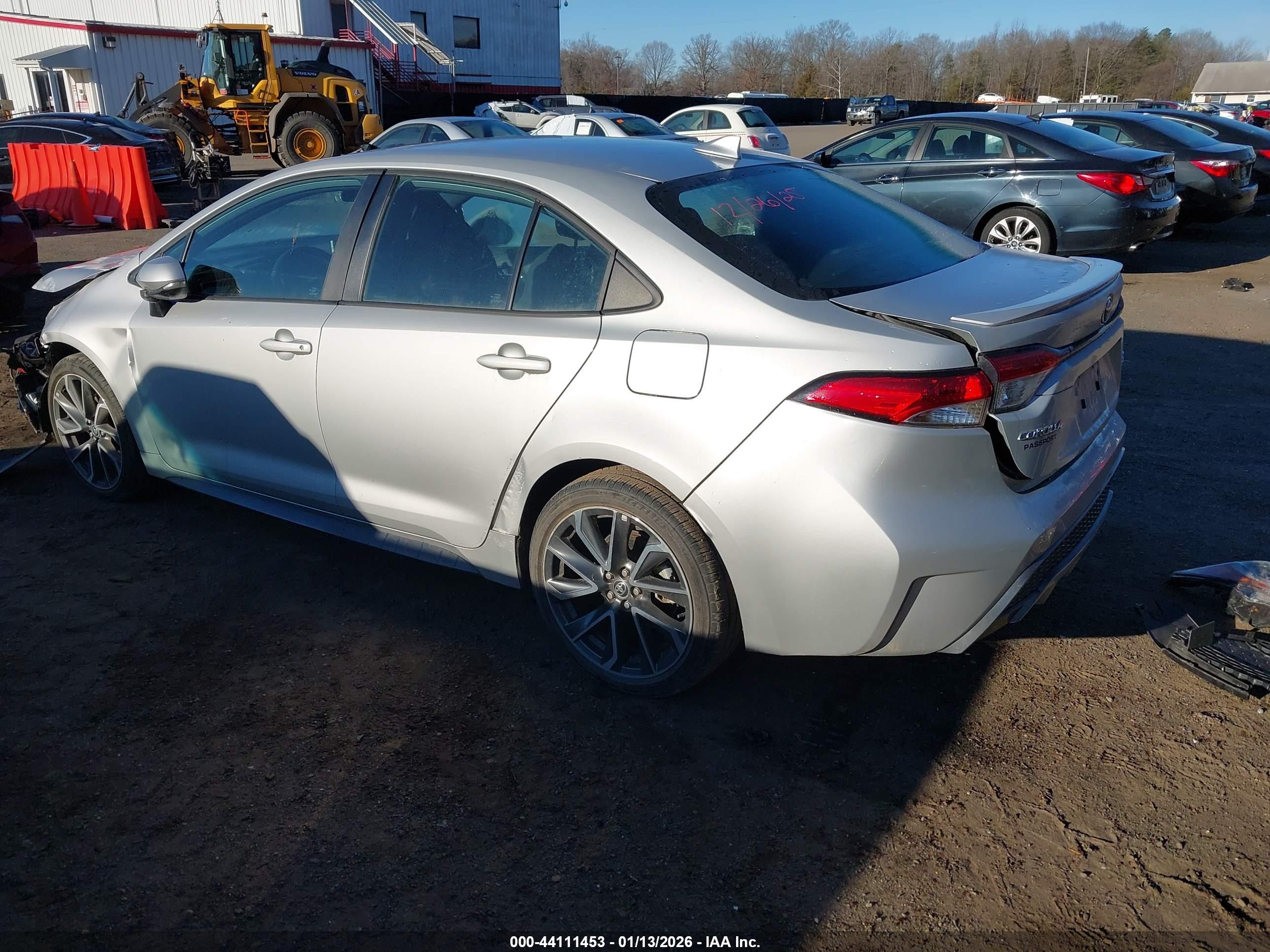 TOYOTA COROLLA image 3