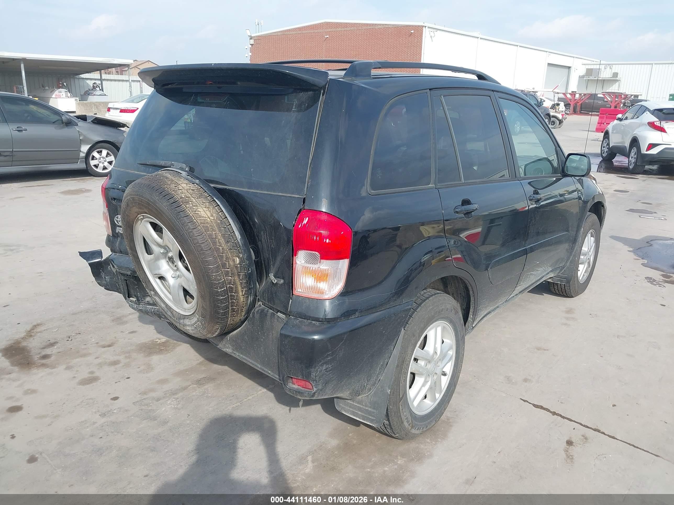 TOYOTA RAV4 image 4