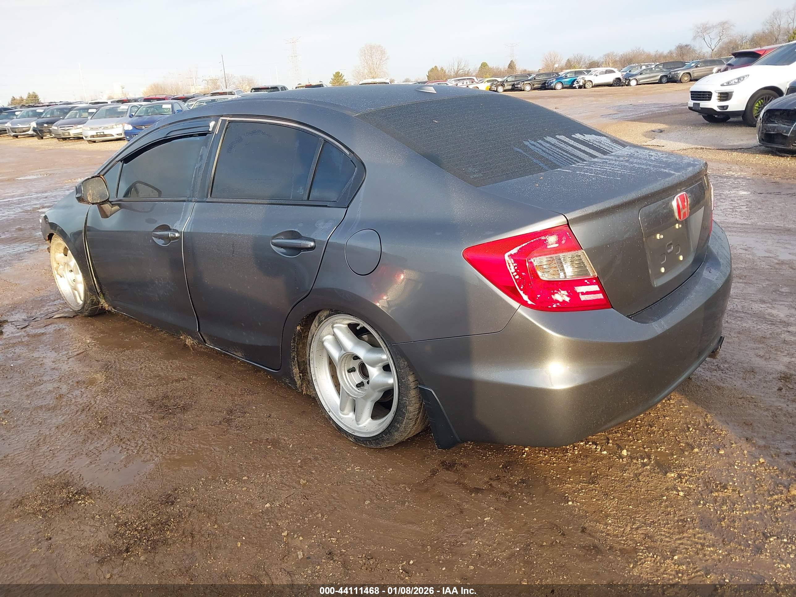 HONDA CIVIC image 3