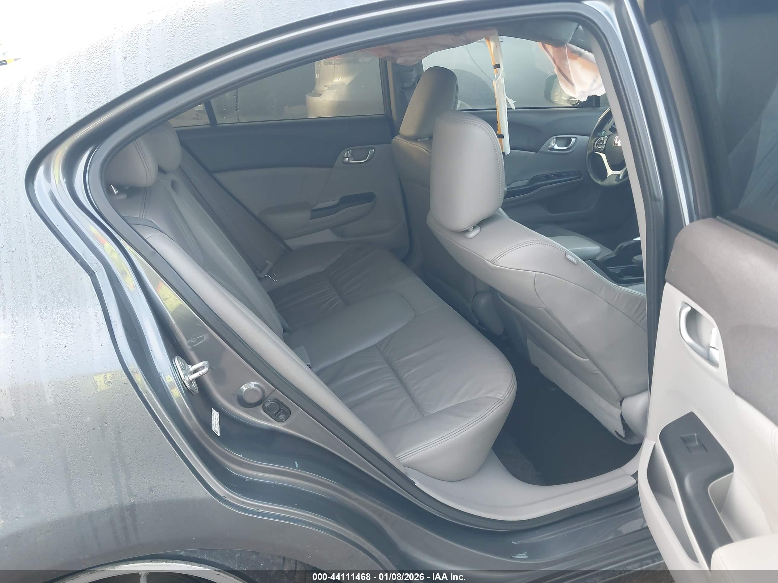 HONDA CIVIC image 8