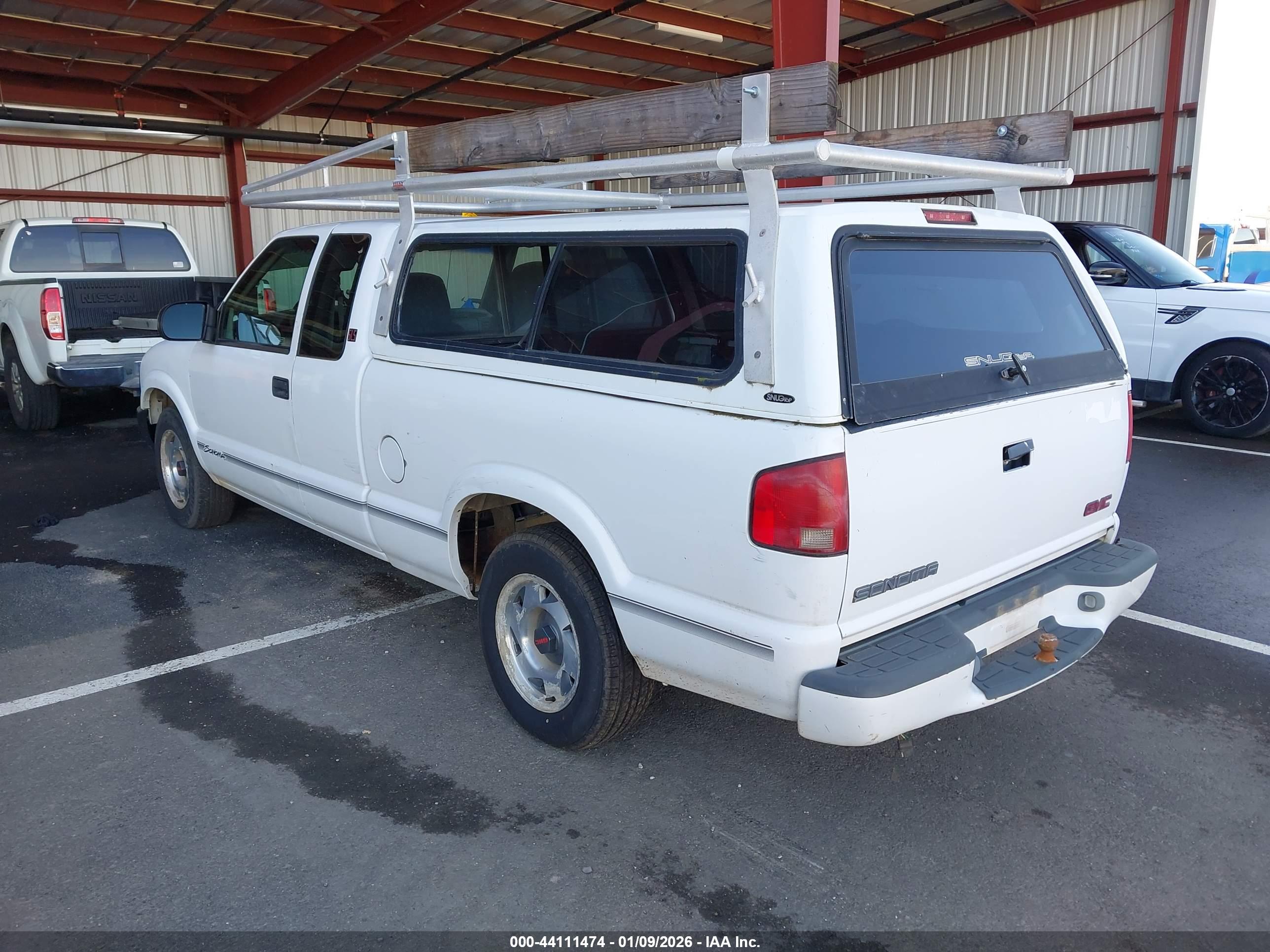 GMC SONOMA image 3