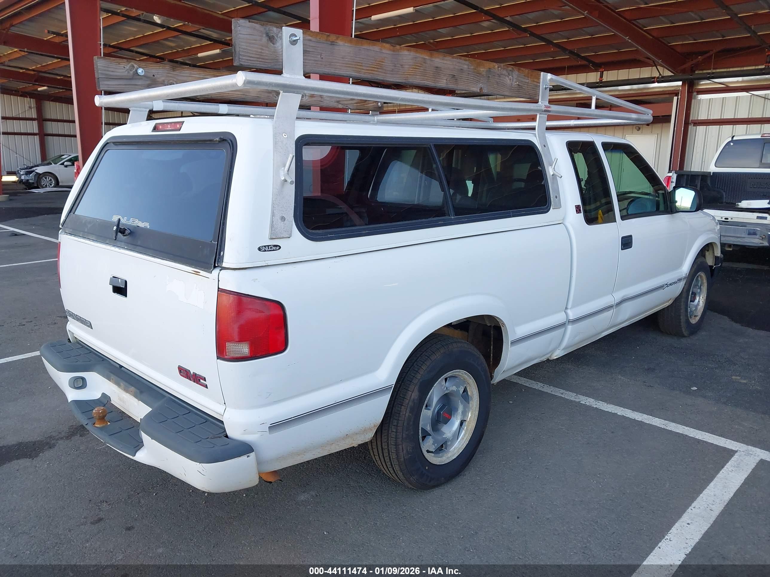GMC SONOMA image 4