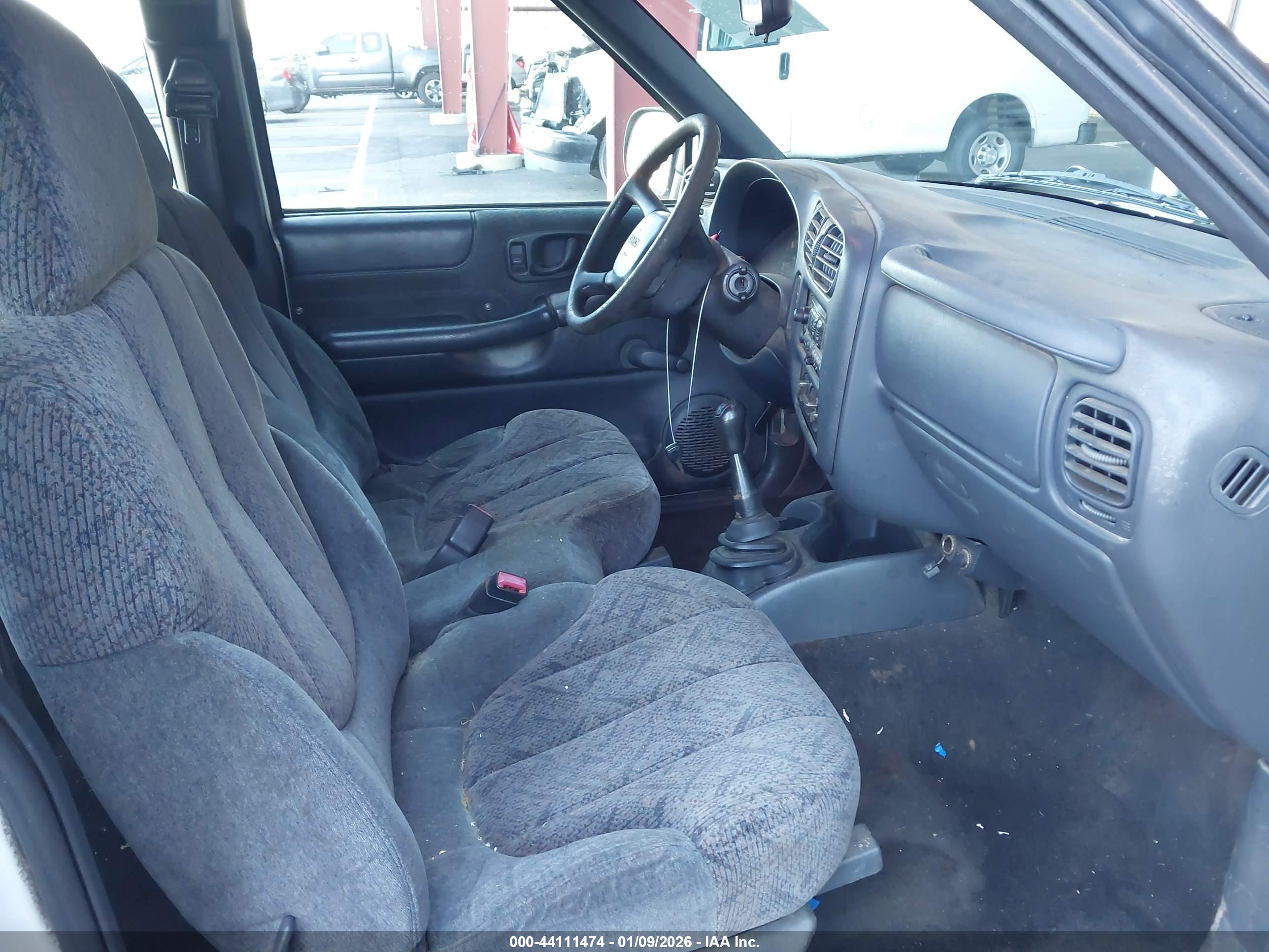 GMC SONOMA image 5
