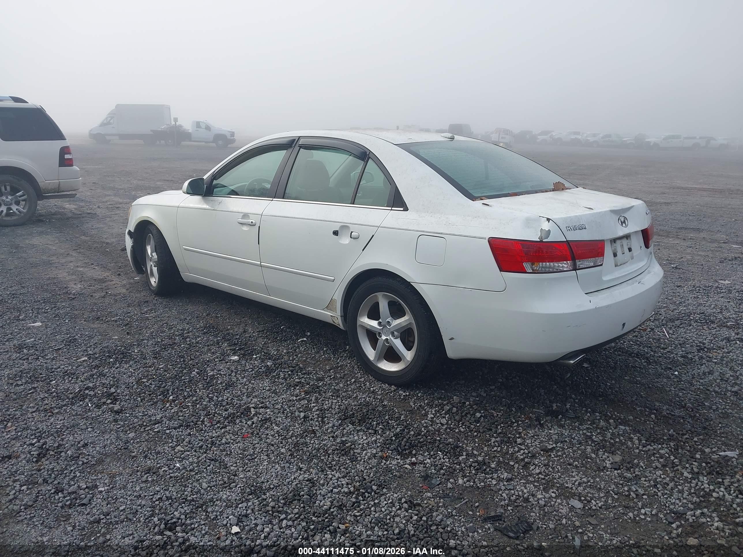 HYUNDAI SONATA image 3