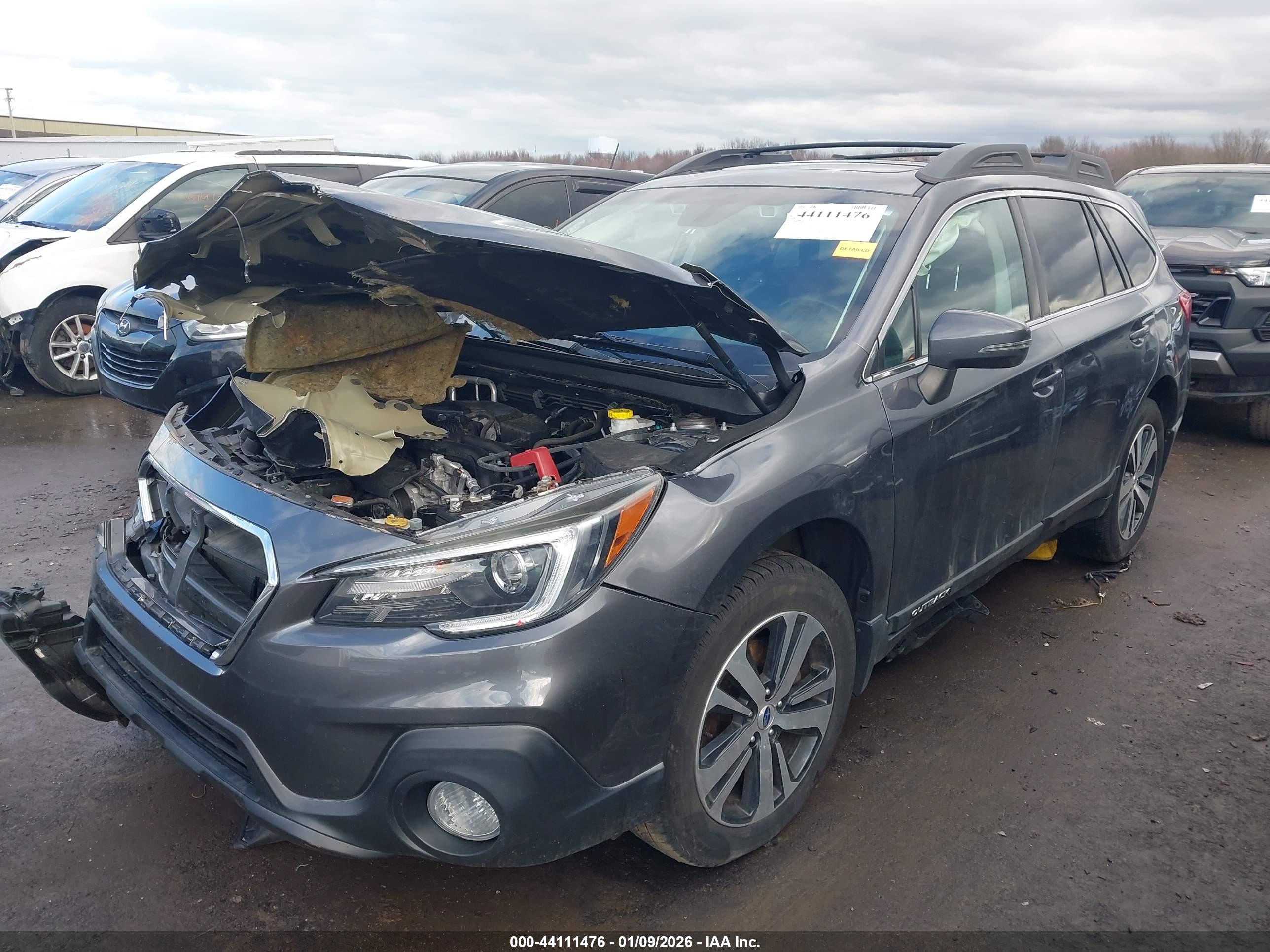 SUBARU OUTBACK image 2