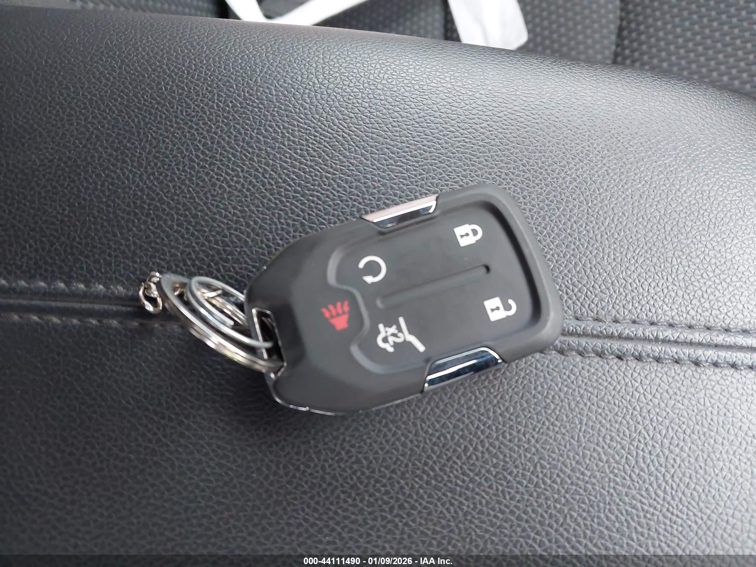 GMC TERRAIN image 11