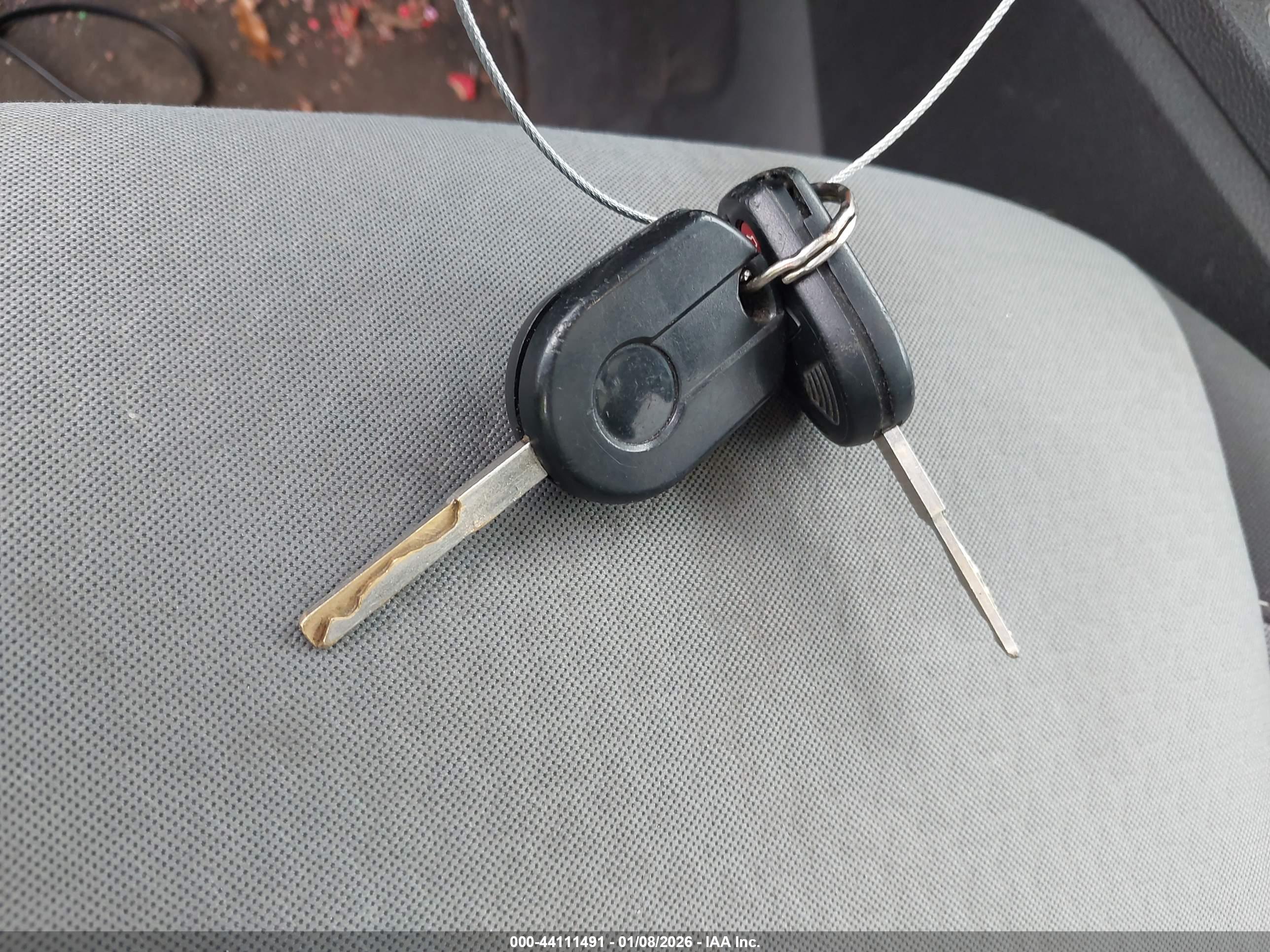 FORD ESCAPE image 11