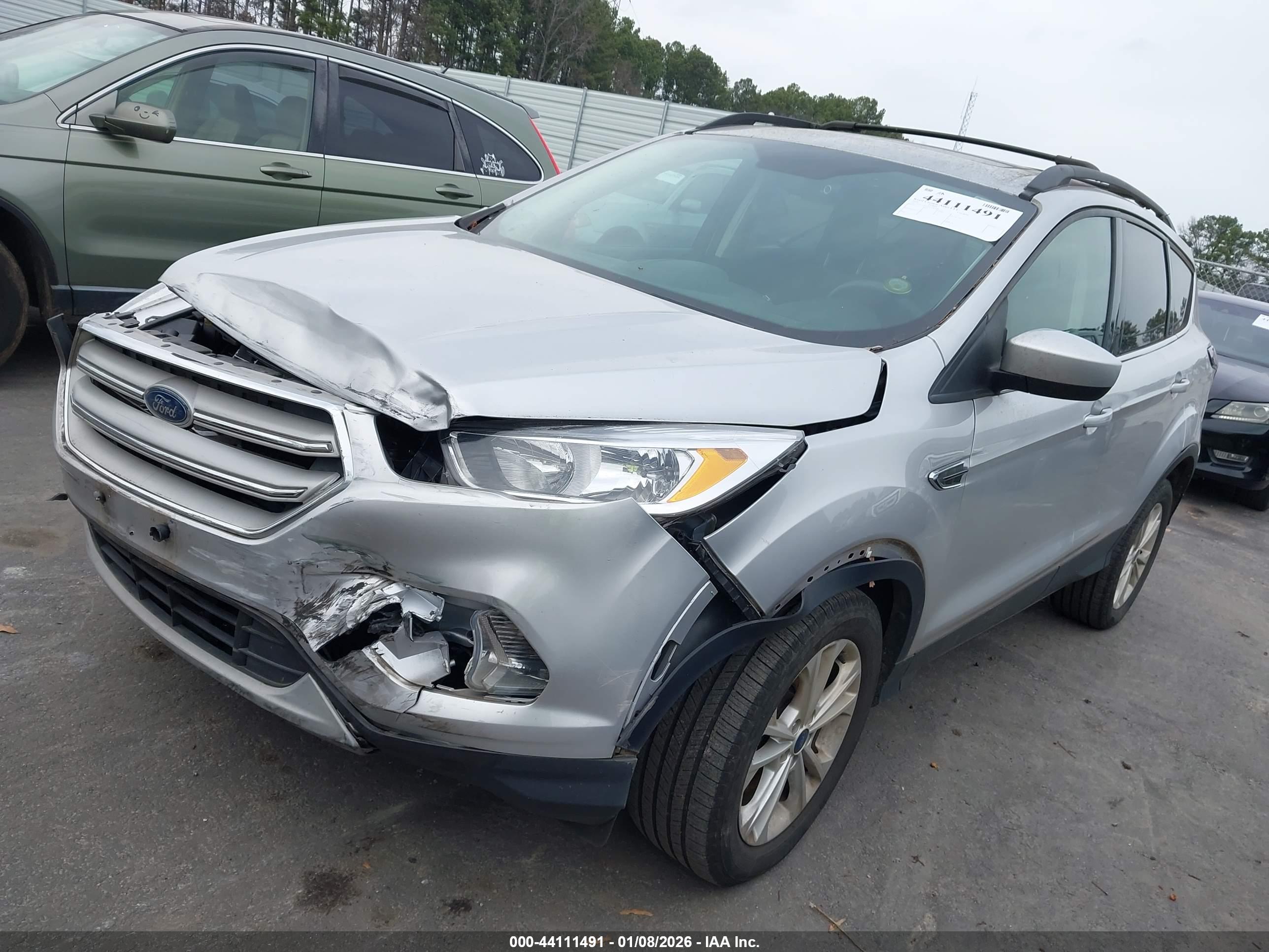 FORD ESCAPE image 2