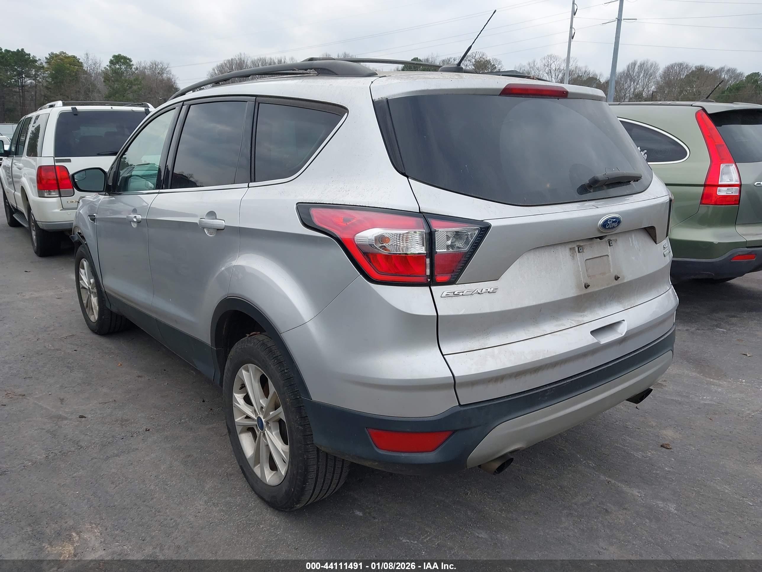 FORD ESCAPE image 3